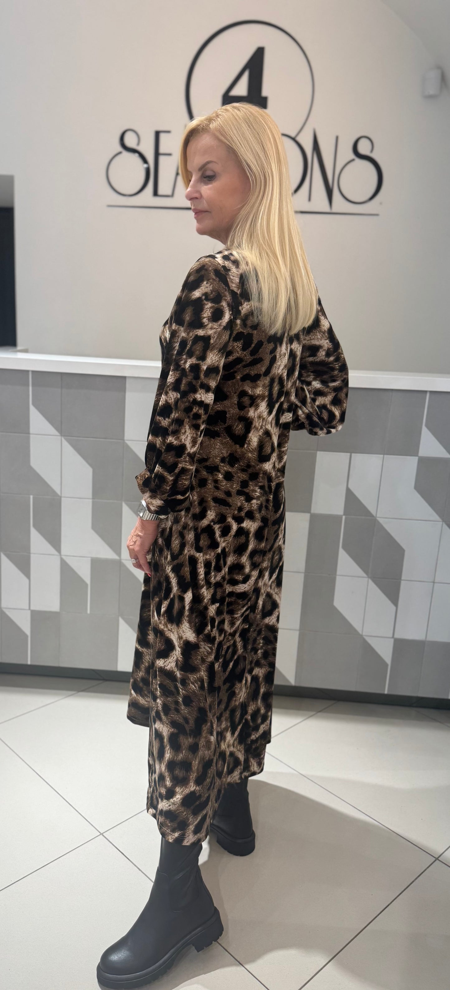 Gyvūnų rašto suknelė (s127)