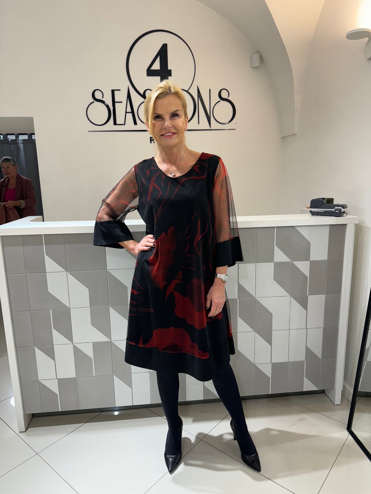 Suknelė trumpa (S341)
