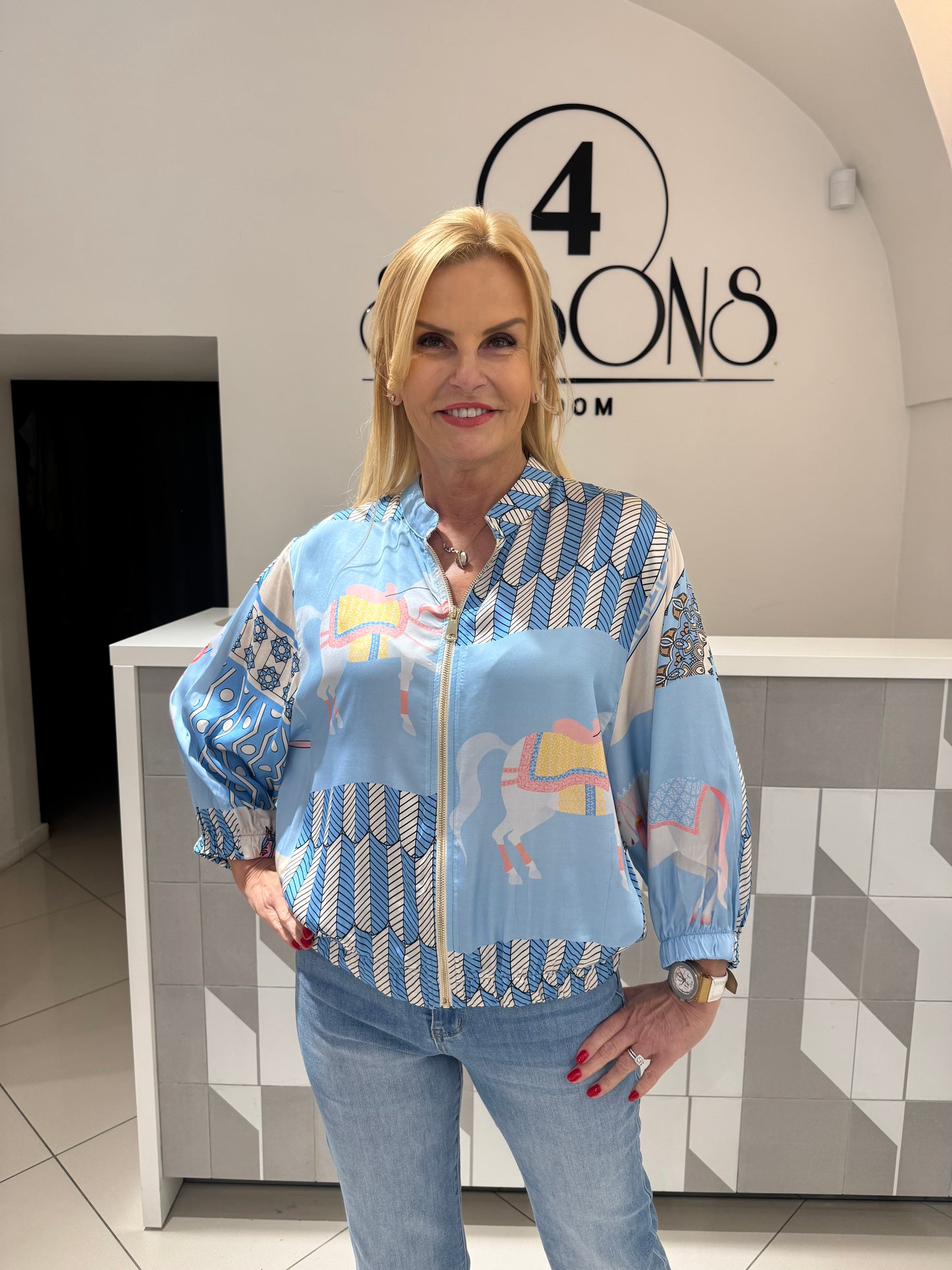 Švarkas-bomberis (Sv163)