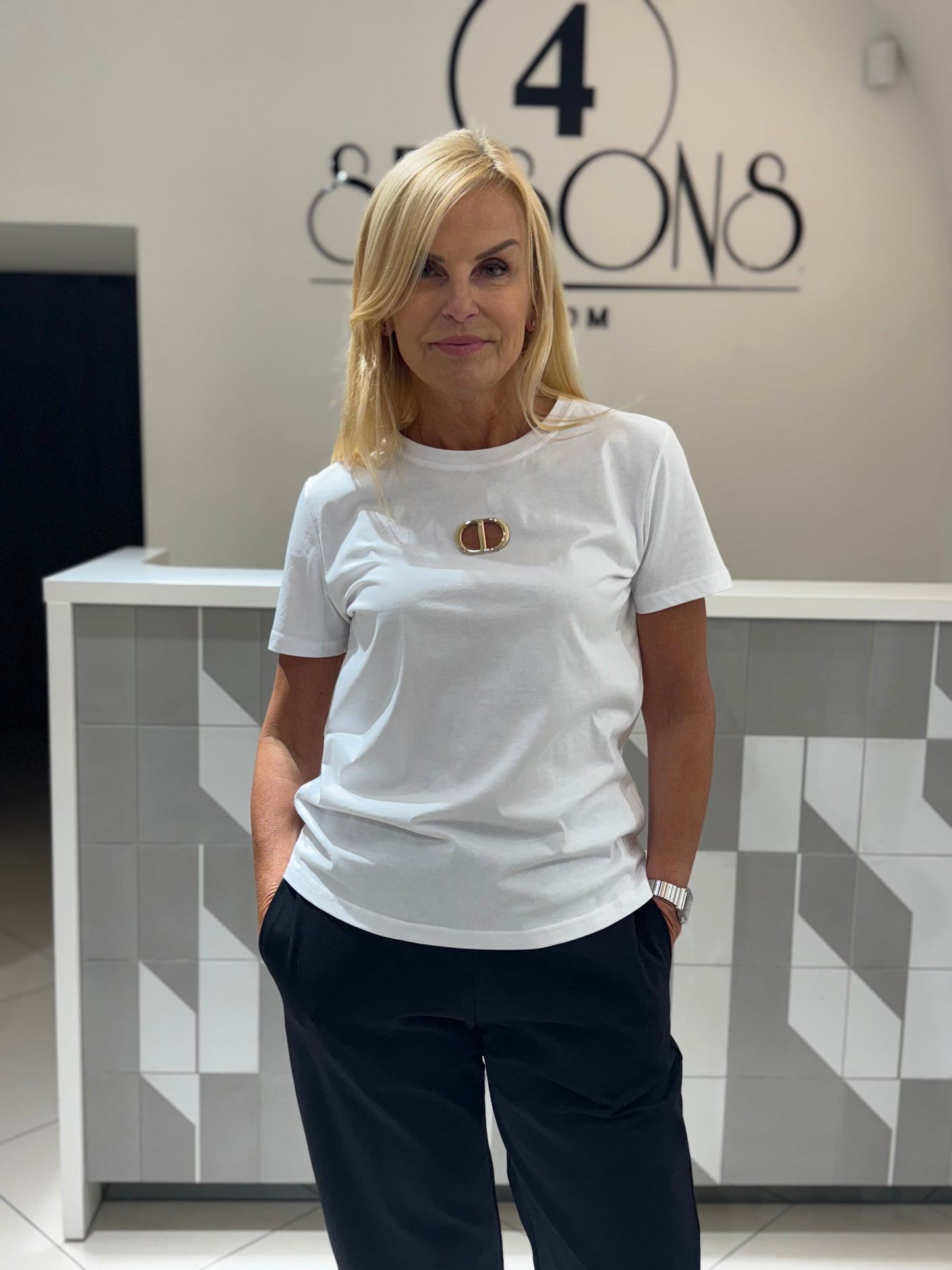 Palaidinė trumpomis rankovėmis (P561)