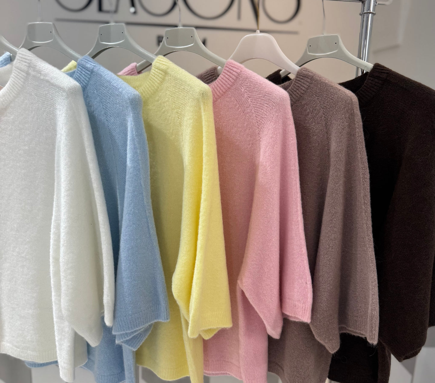 Baby alpakos megztukas patrumpintomis rankovėmis (P260)