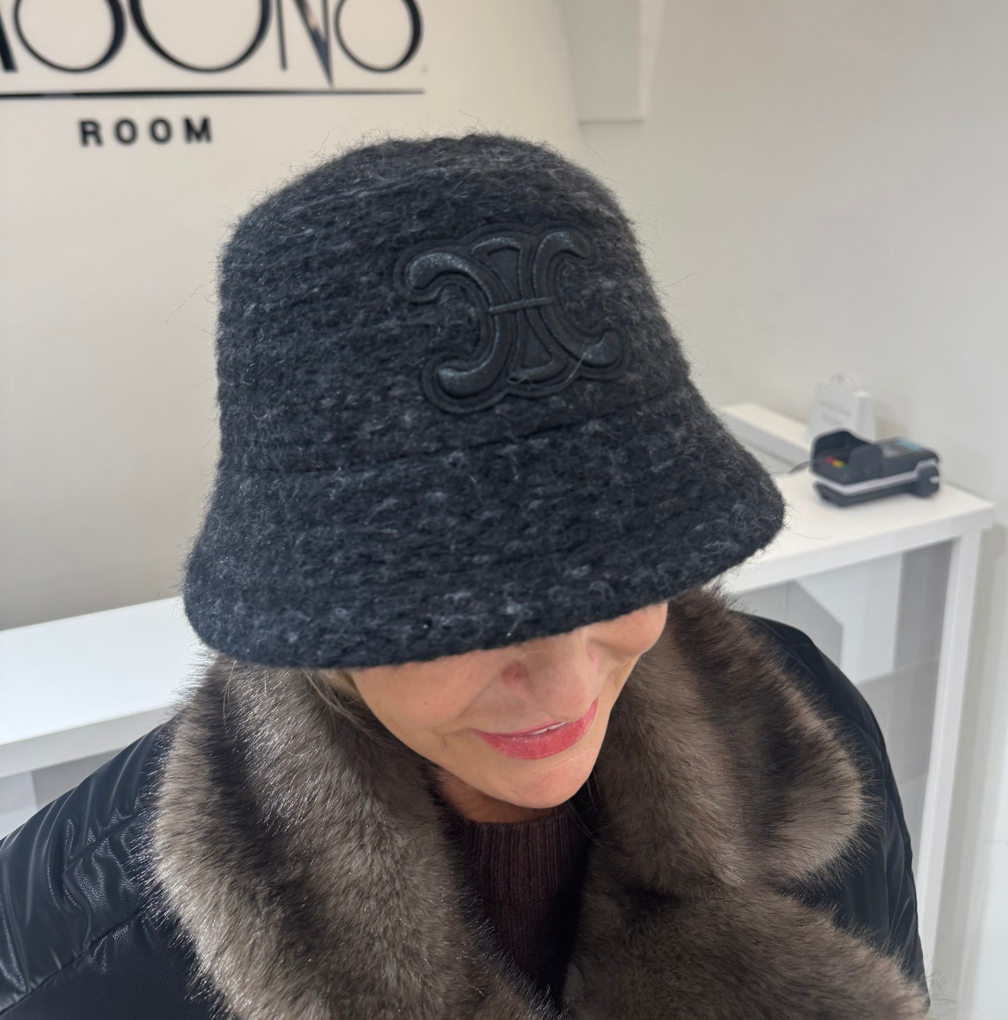 Skrybelaitė su kašmyro vilna (D75)