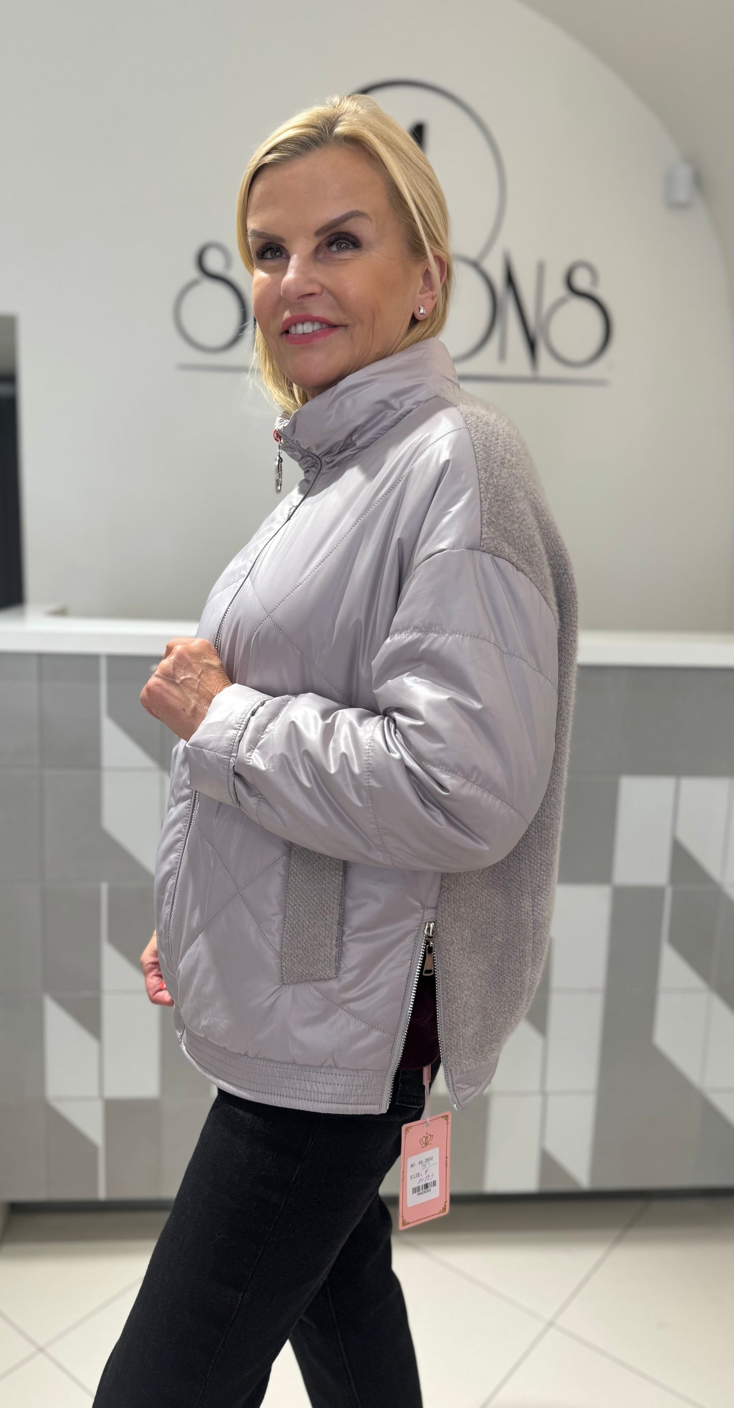 Trumpa striukė (B125)