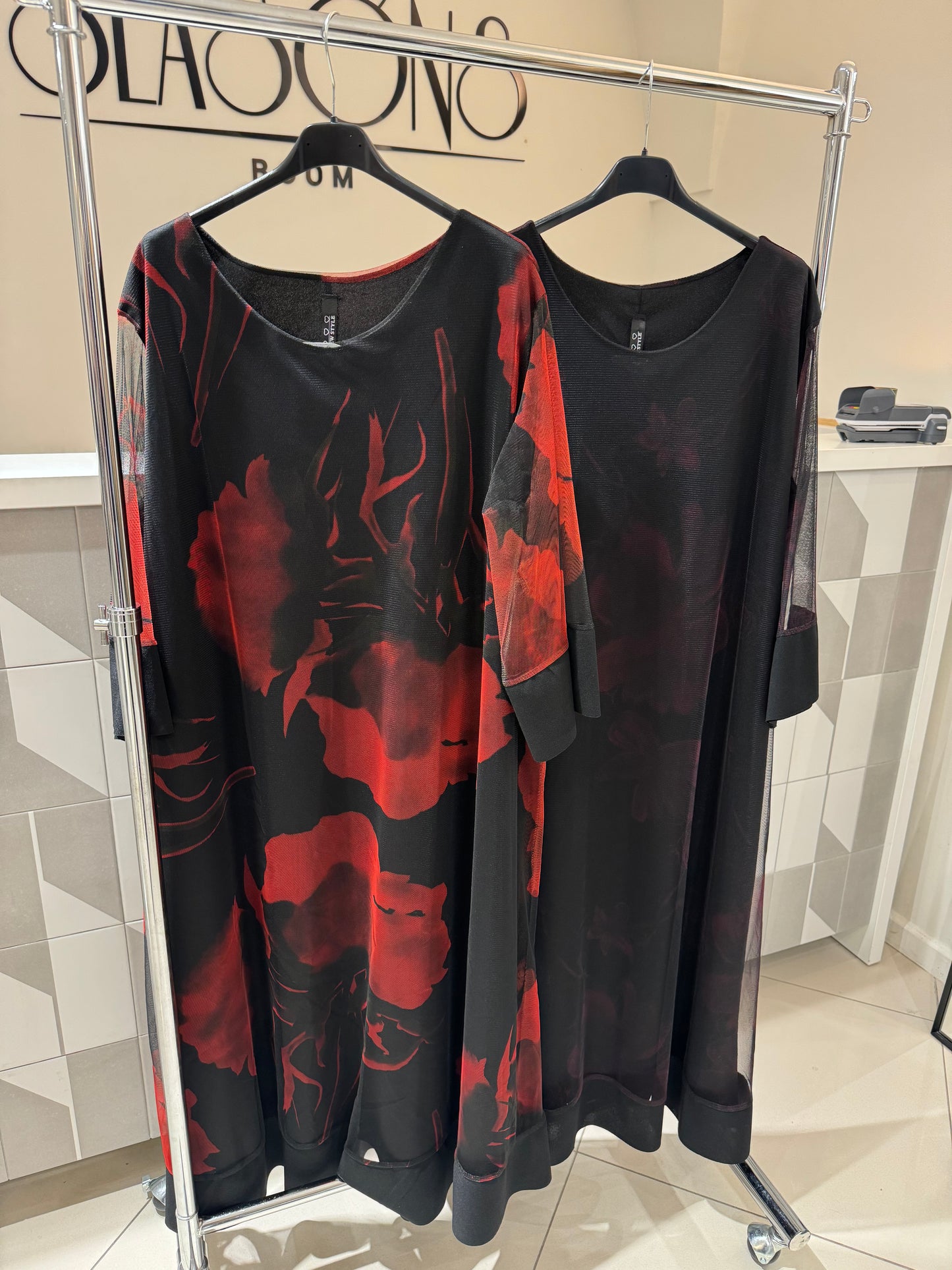 Suknelė ilga didesniam dydžiui (S346)