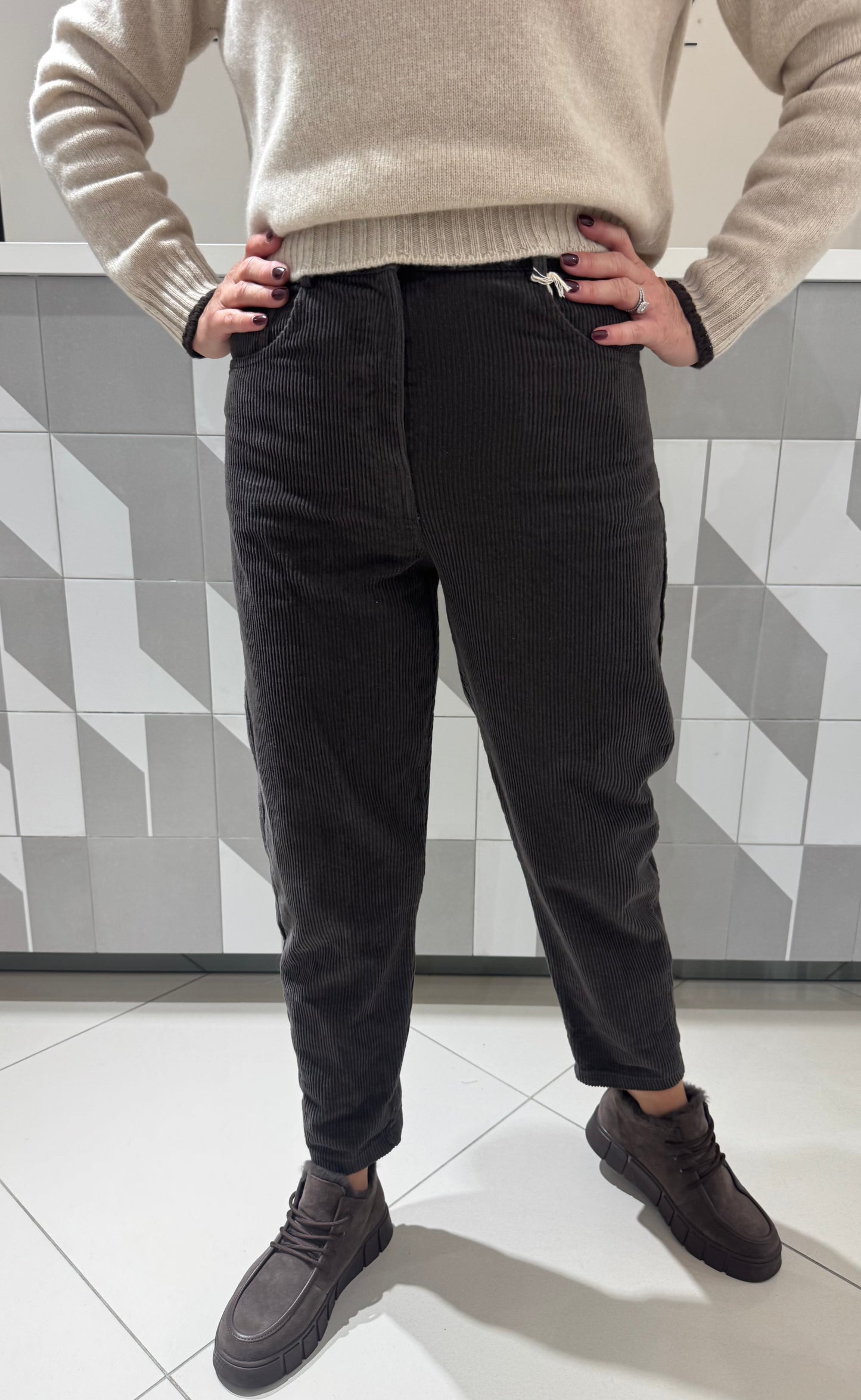 S dydžio velvetinio audinio kelnės (modelis mažintas)(K528)