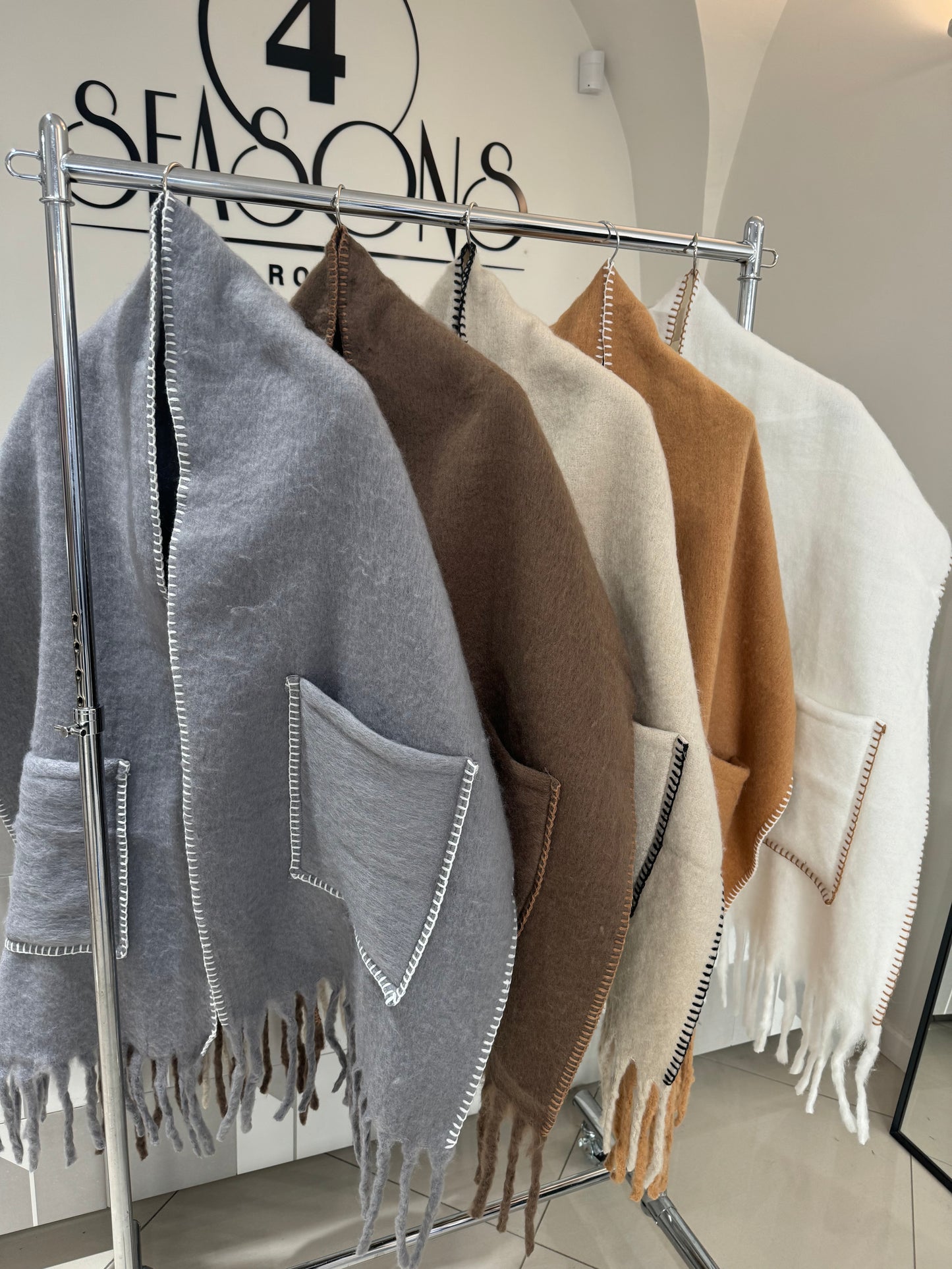 Šalikas su kišenėmis