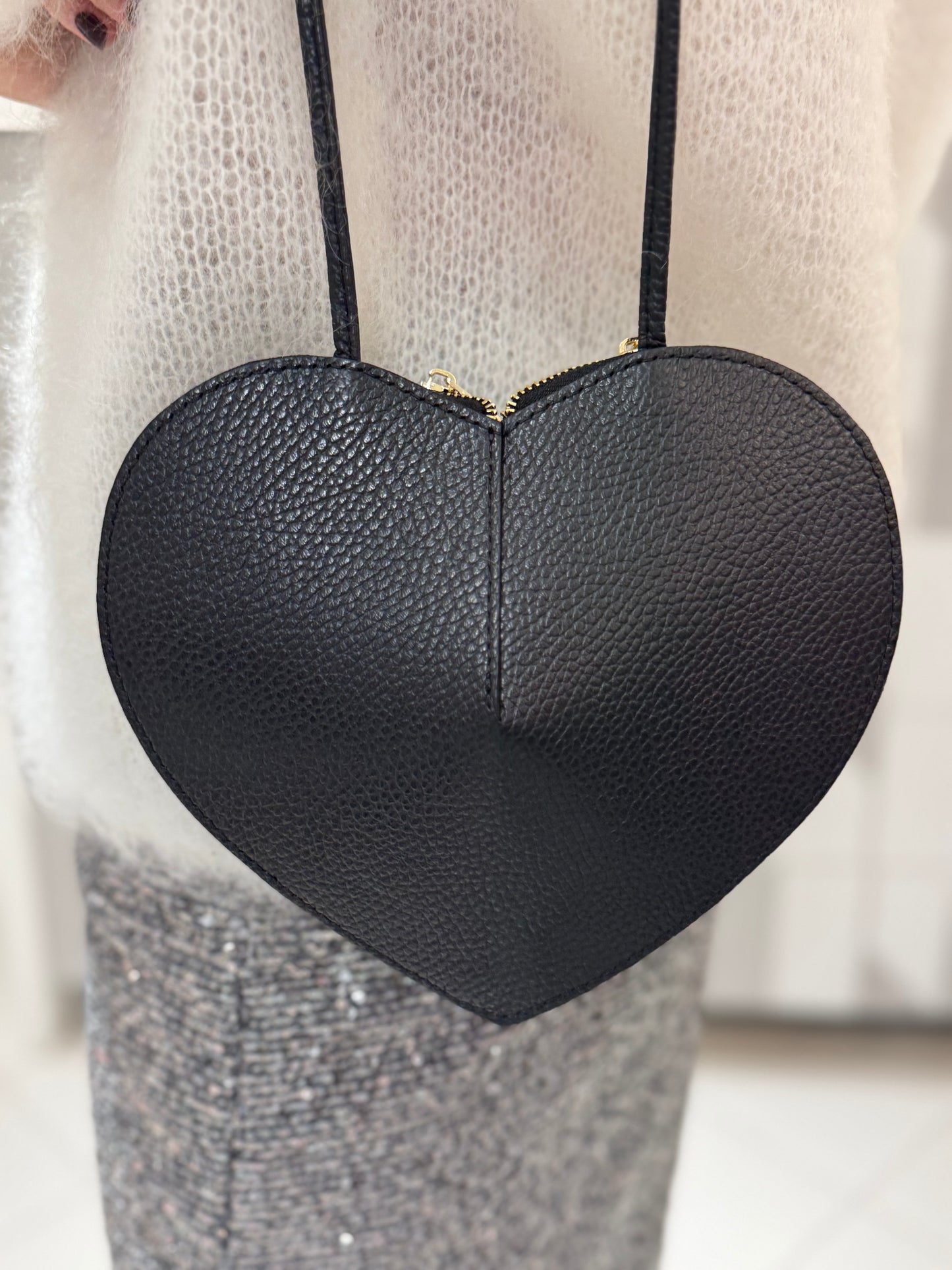 Rankinė širdelės formos