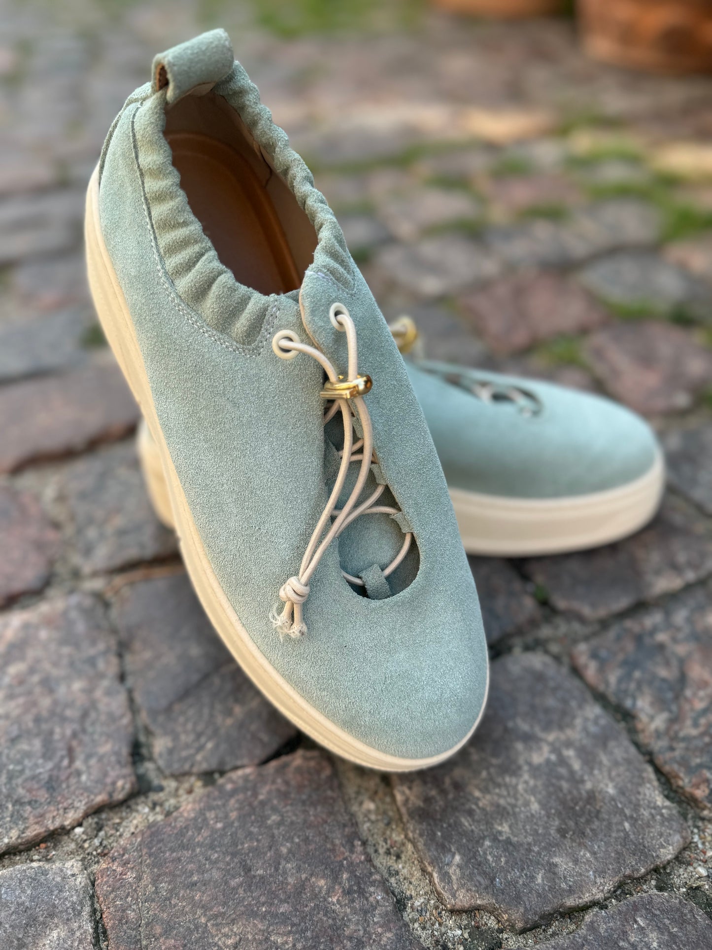 Skeltinės odos laisvalaikio batai