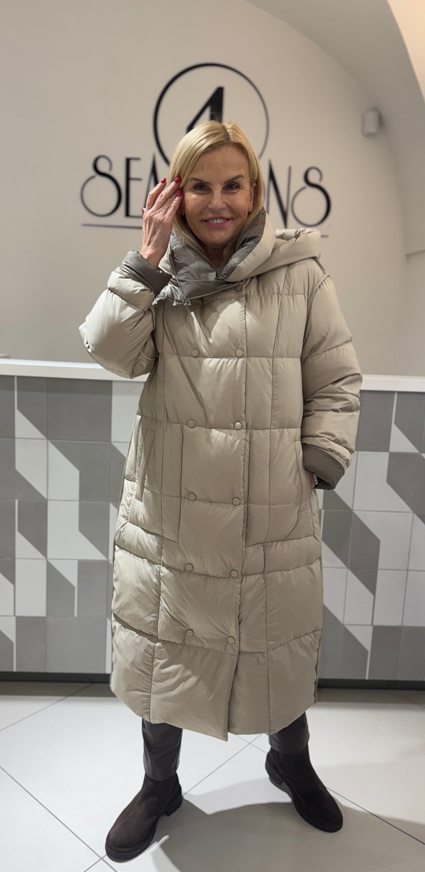 Ilga dvipuse pūkinė striukė (B214) modelis didintas