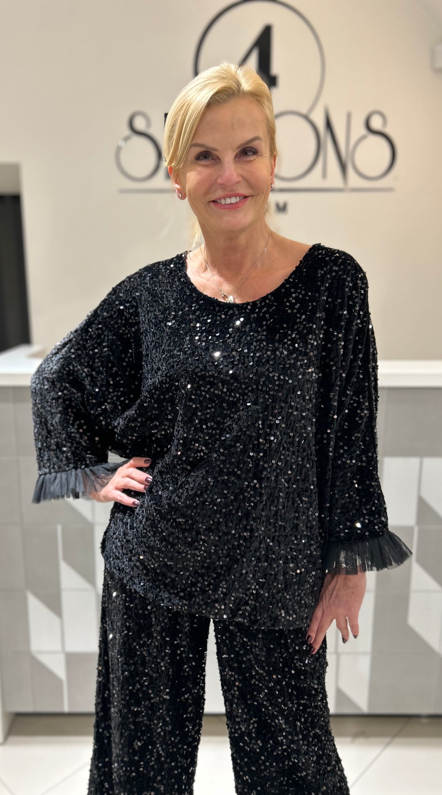 Palaidinė su žvyneliais (P862)