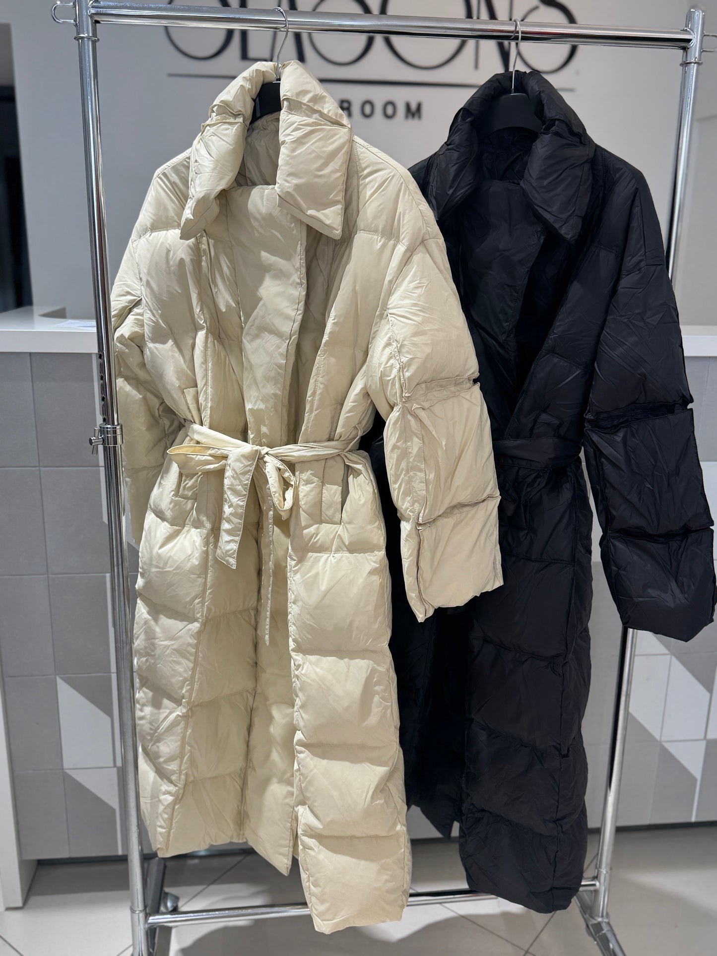 Ilgas pūkinis paltas (B120)