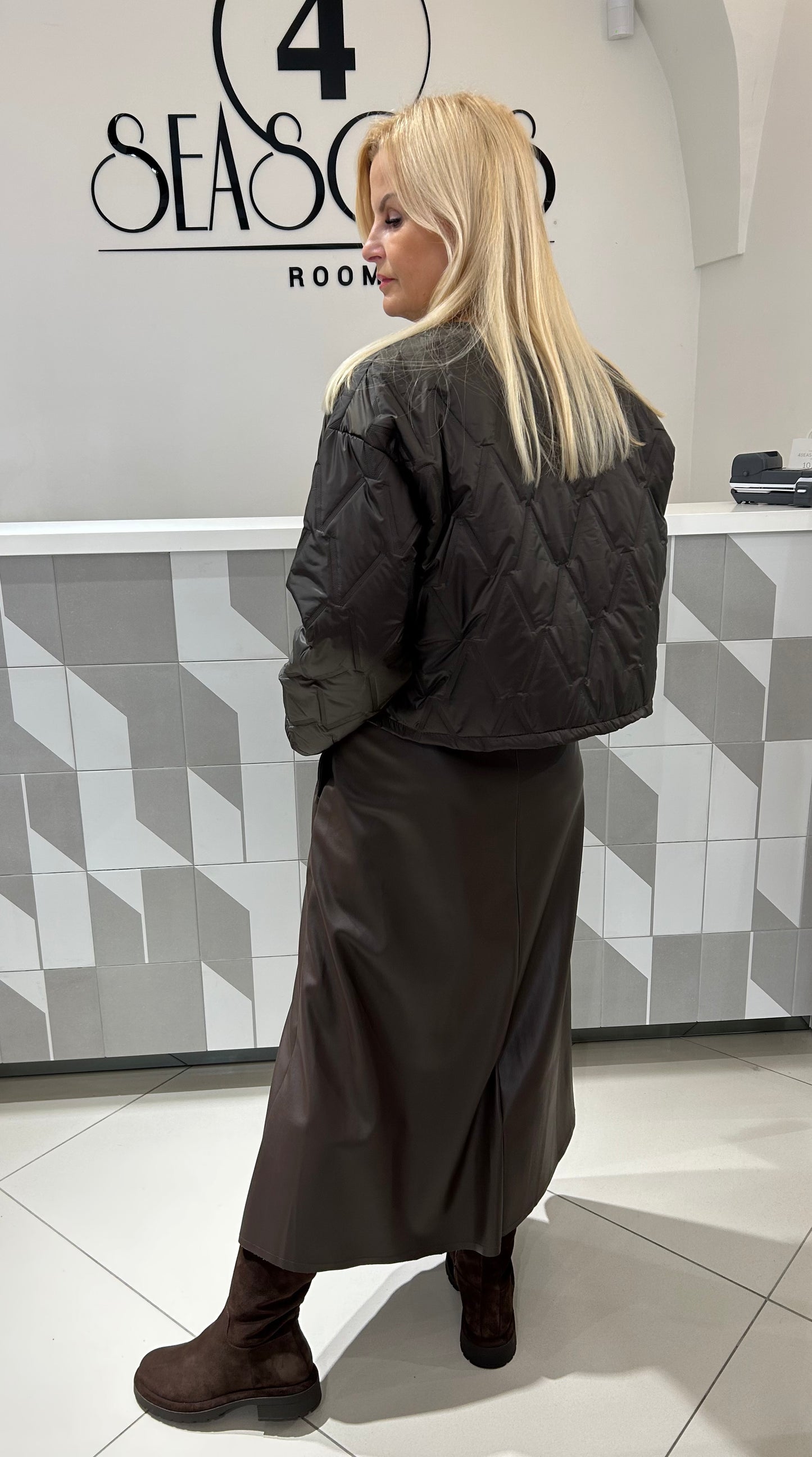 Švarkas/striukė ( sv148)
