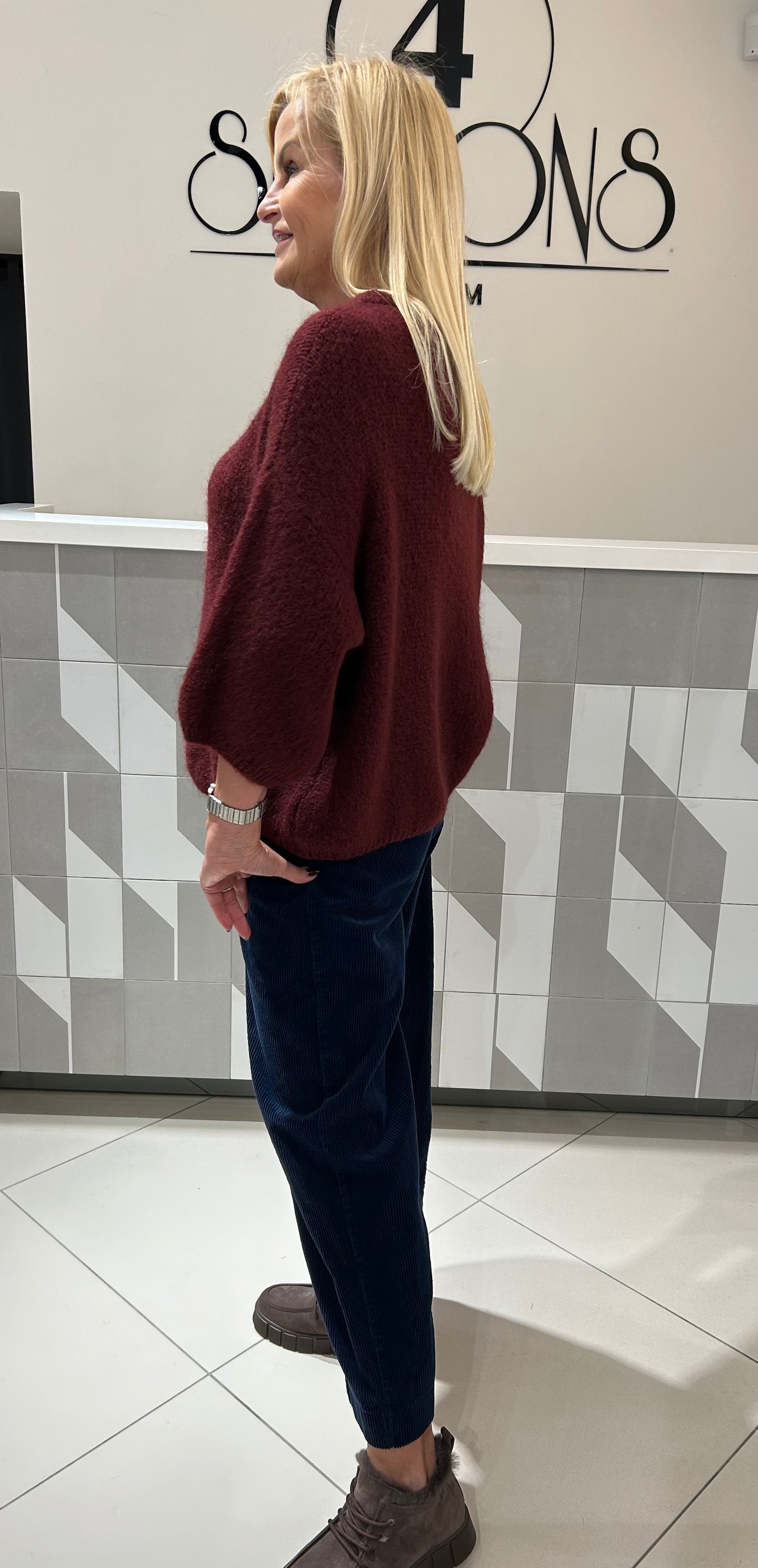 Velvetinio audinio kelnės (K526) su