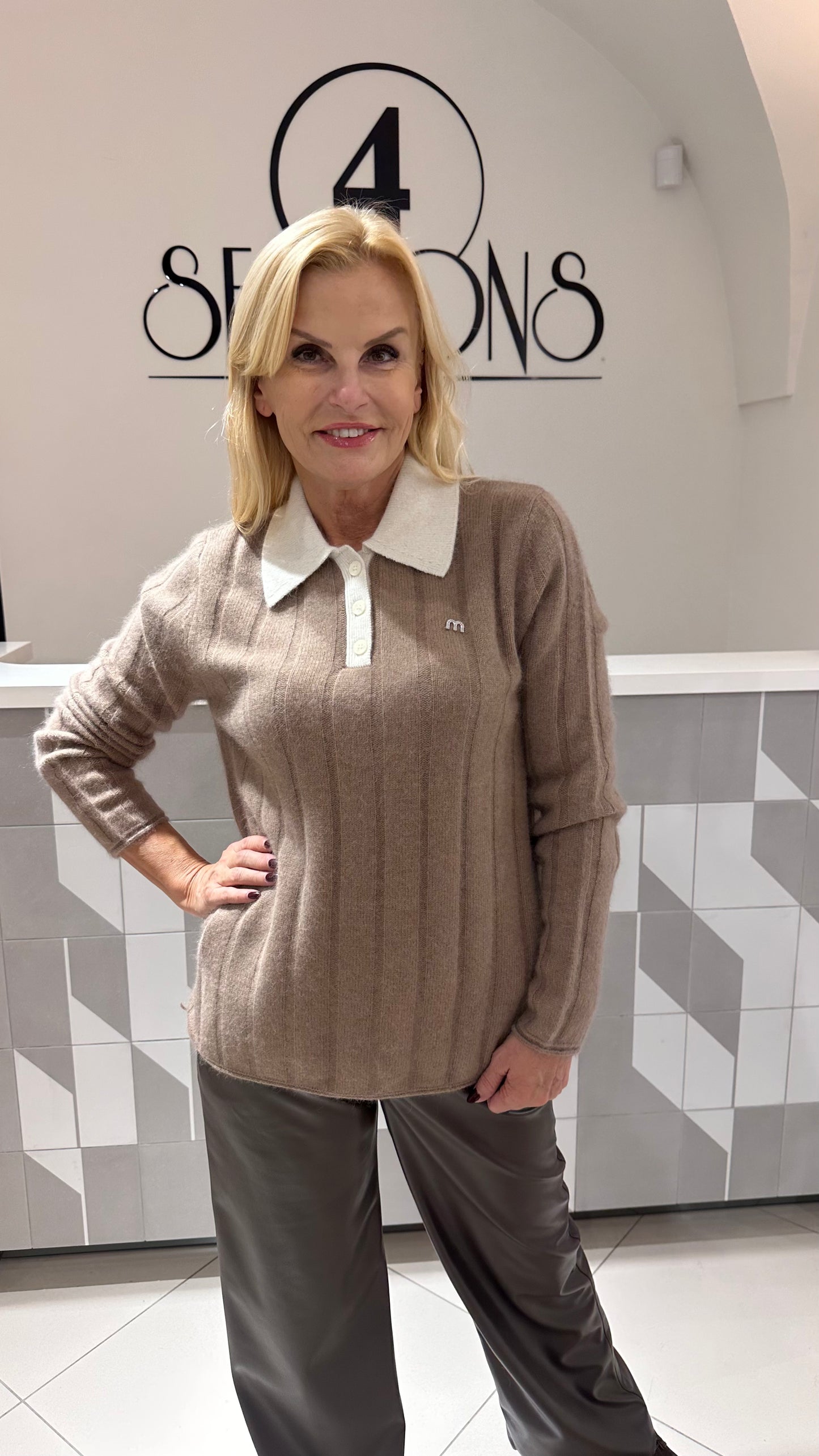 Megztukas su sagutemis (m456)