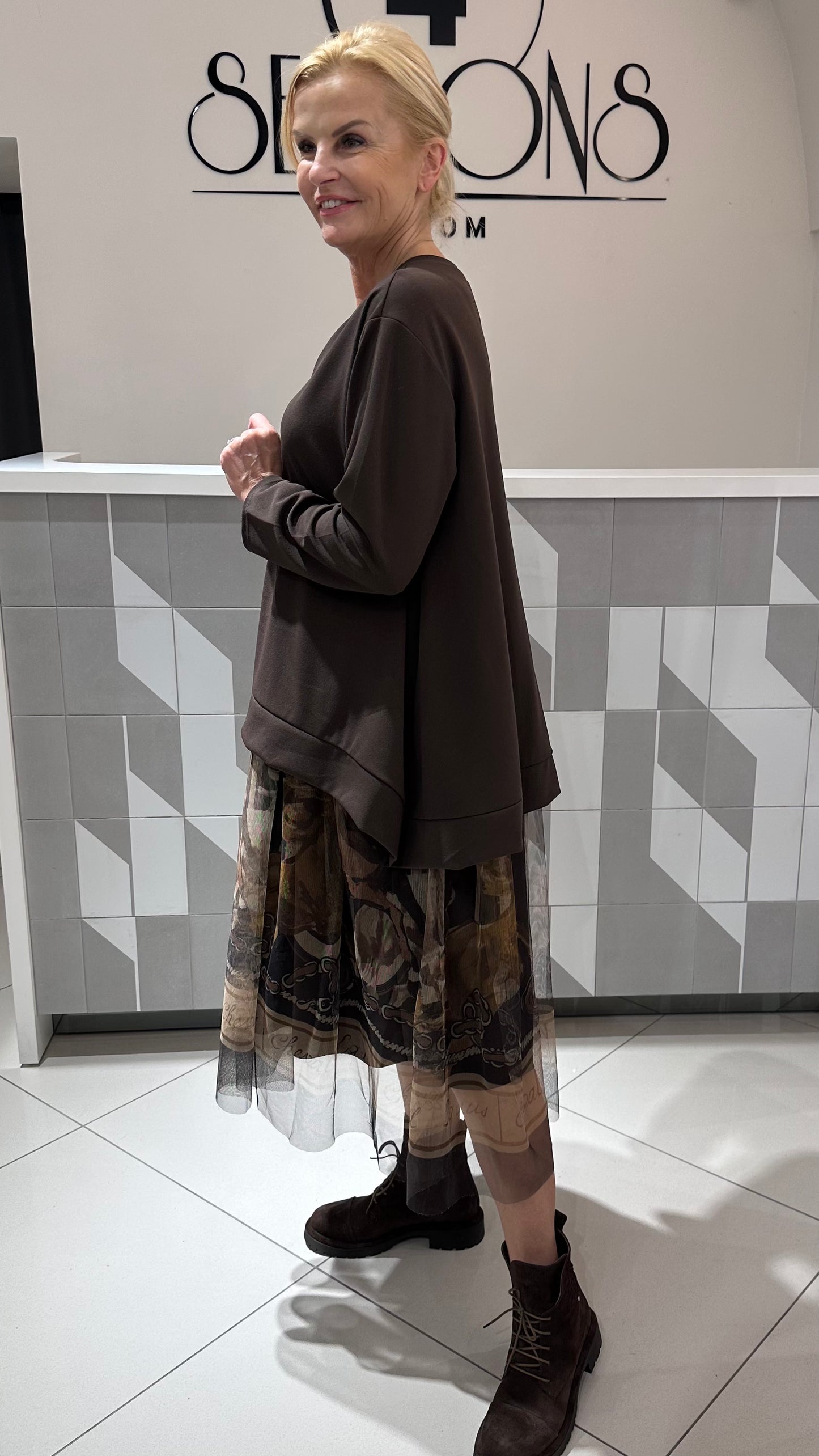 Suknelė didesniam dydžiui (s156)