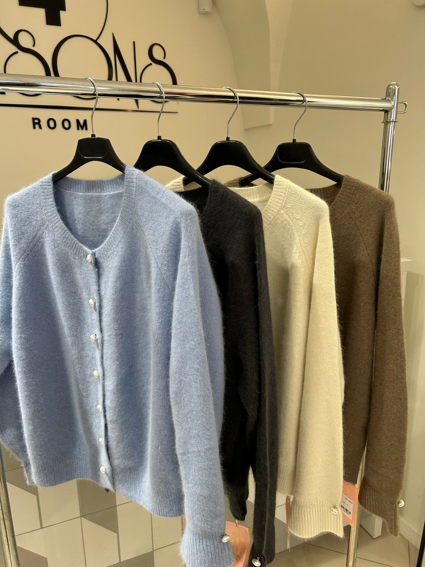 Kašmyro vilnos megztukas su sagomis (m404)