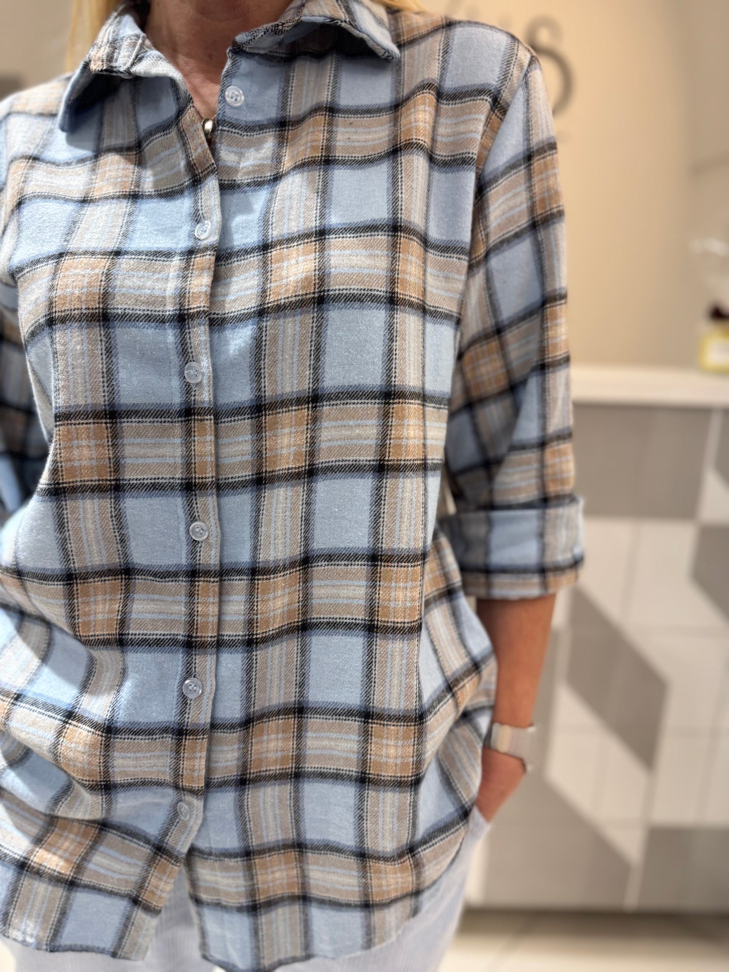 Languoti marškiniai (P890)