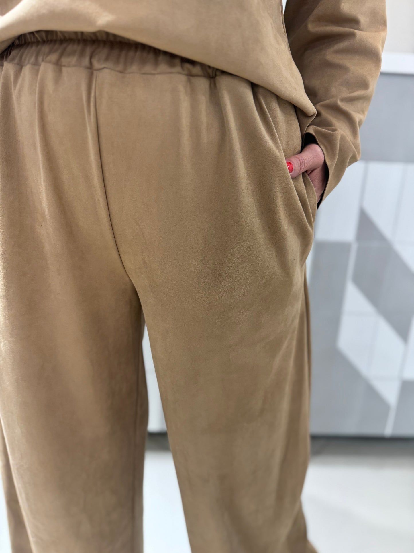 Kelnės didesniam dydžiui (zomšos imitacija )K516)