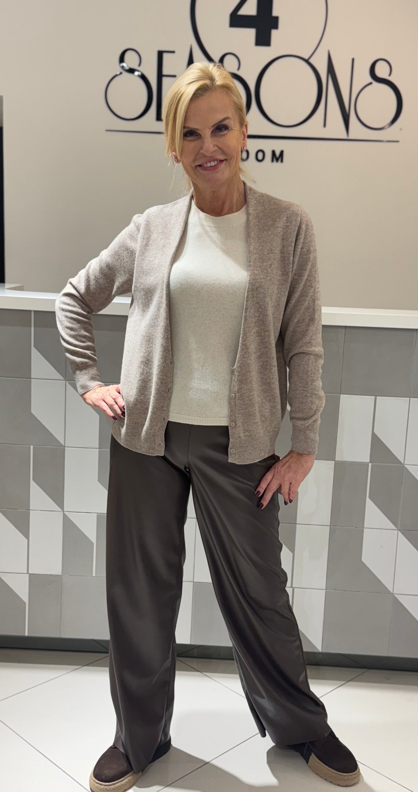 Dvigubas kašmyro vilnos megztukas (M473)