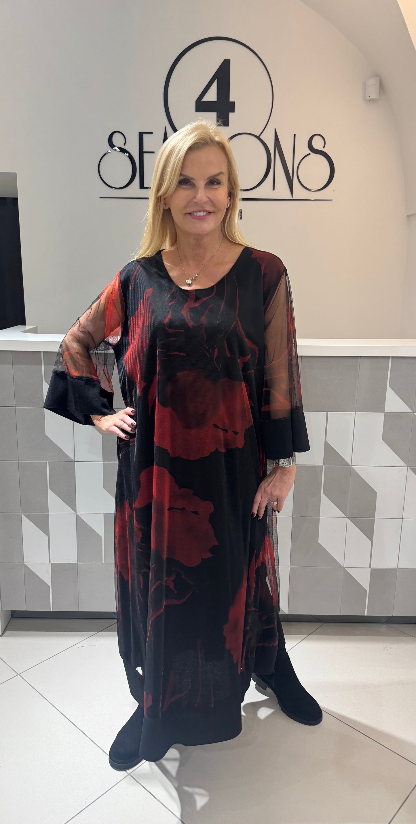 Suknelė ilga didesniam dydžiui (S346)