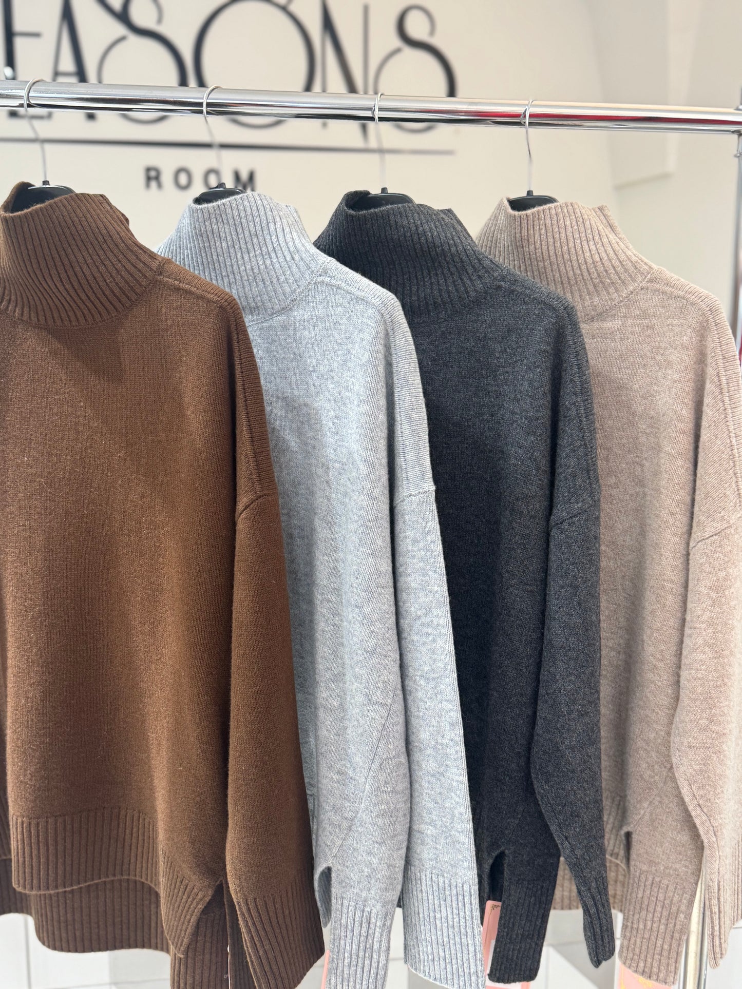 Kašmyro vilnos megztinis (M458)