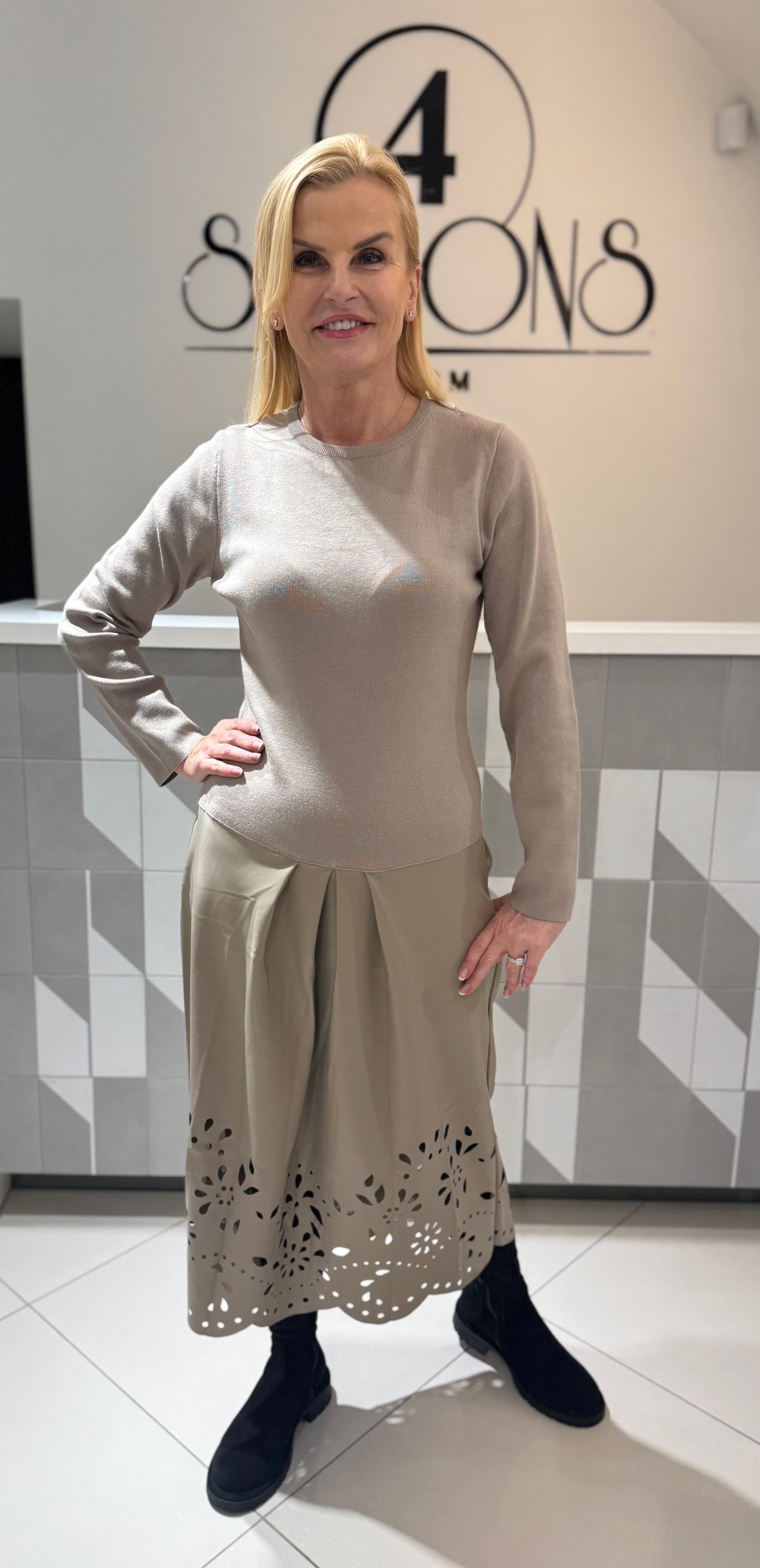 Suknelė su eko oda (S172)