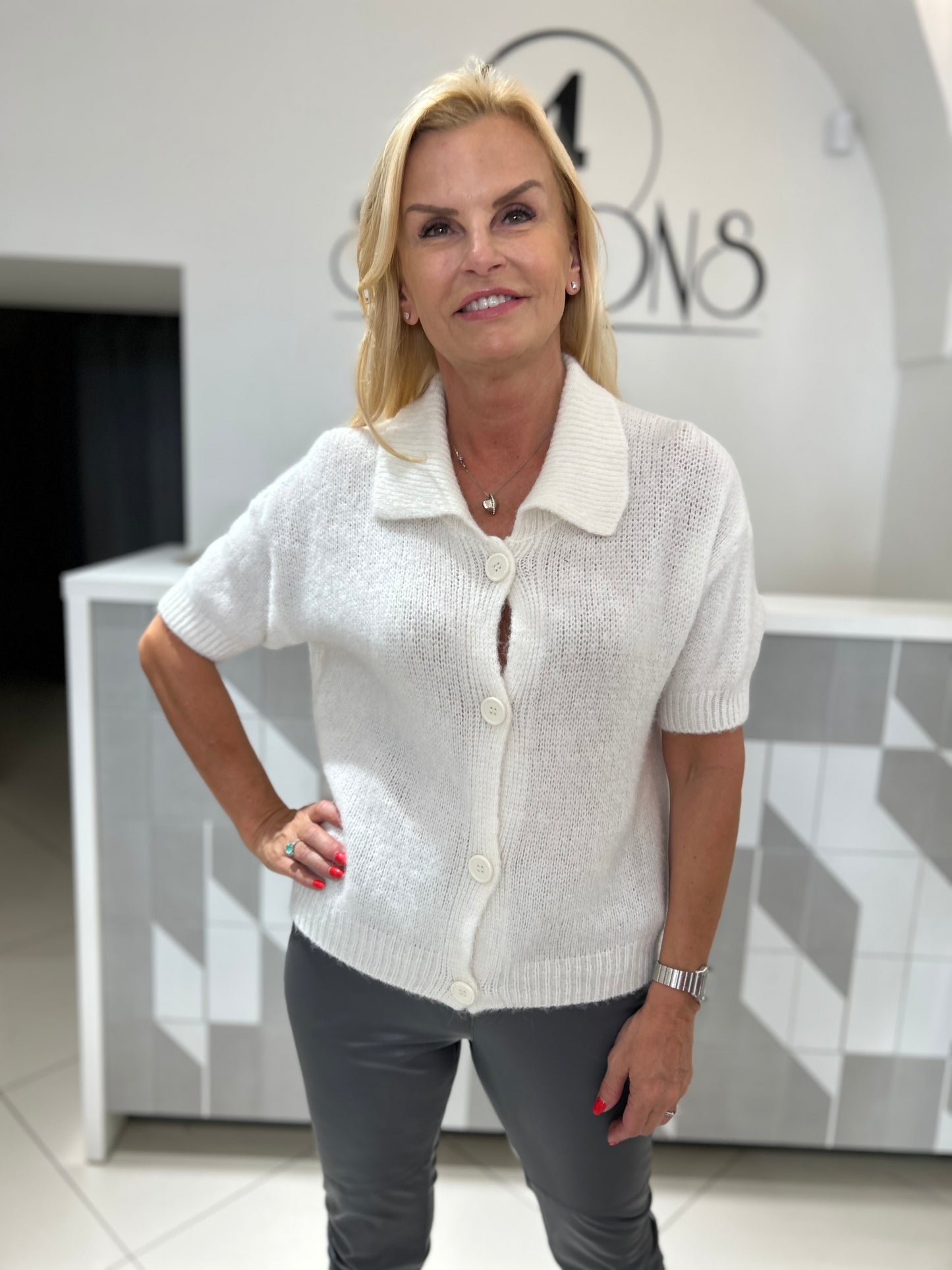 Megztukas su sagomis (m408)