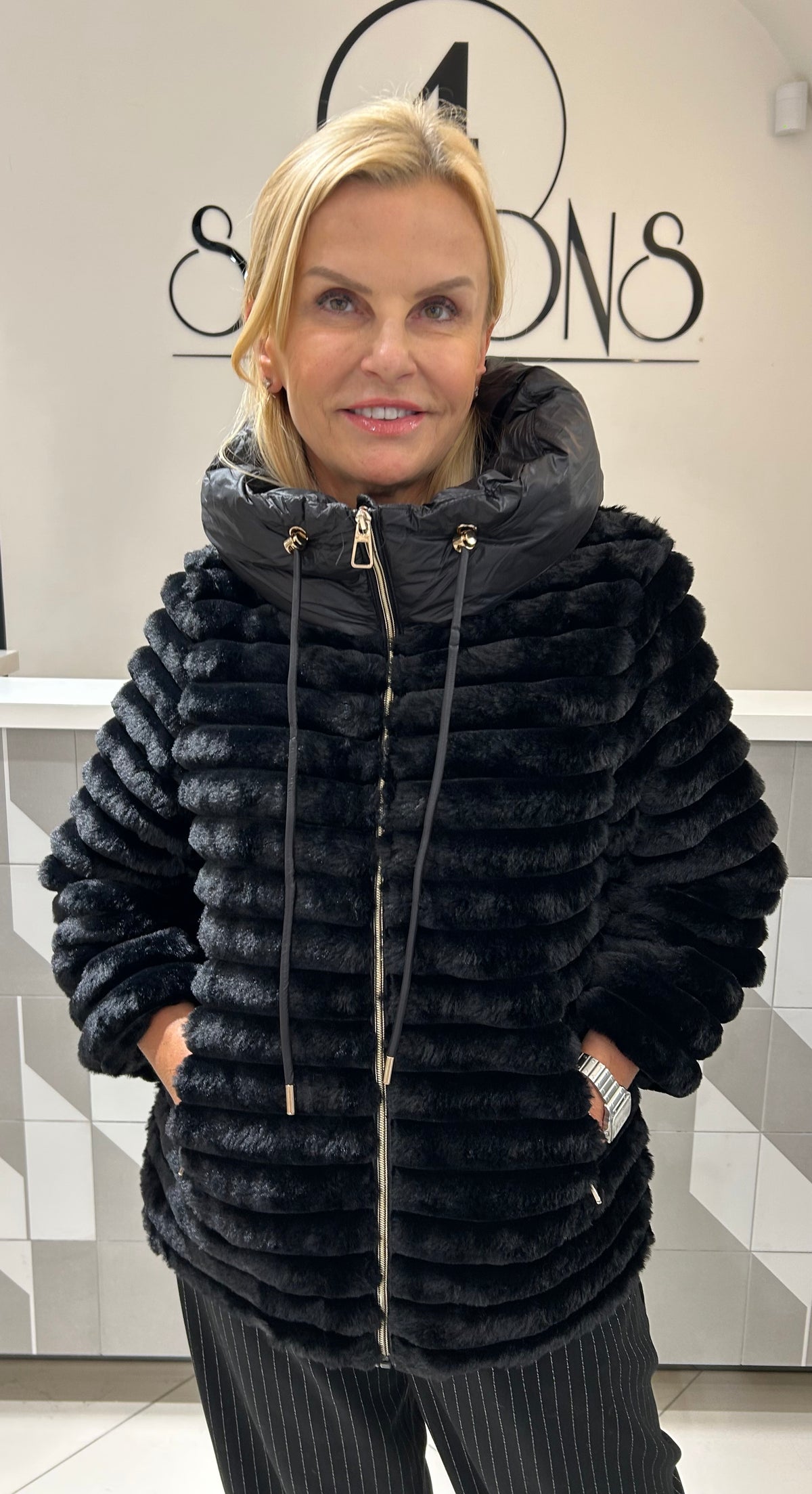 Kailinė striukė (Kp38)
