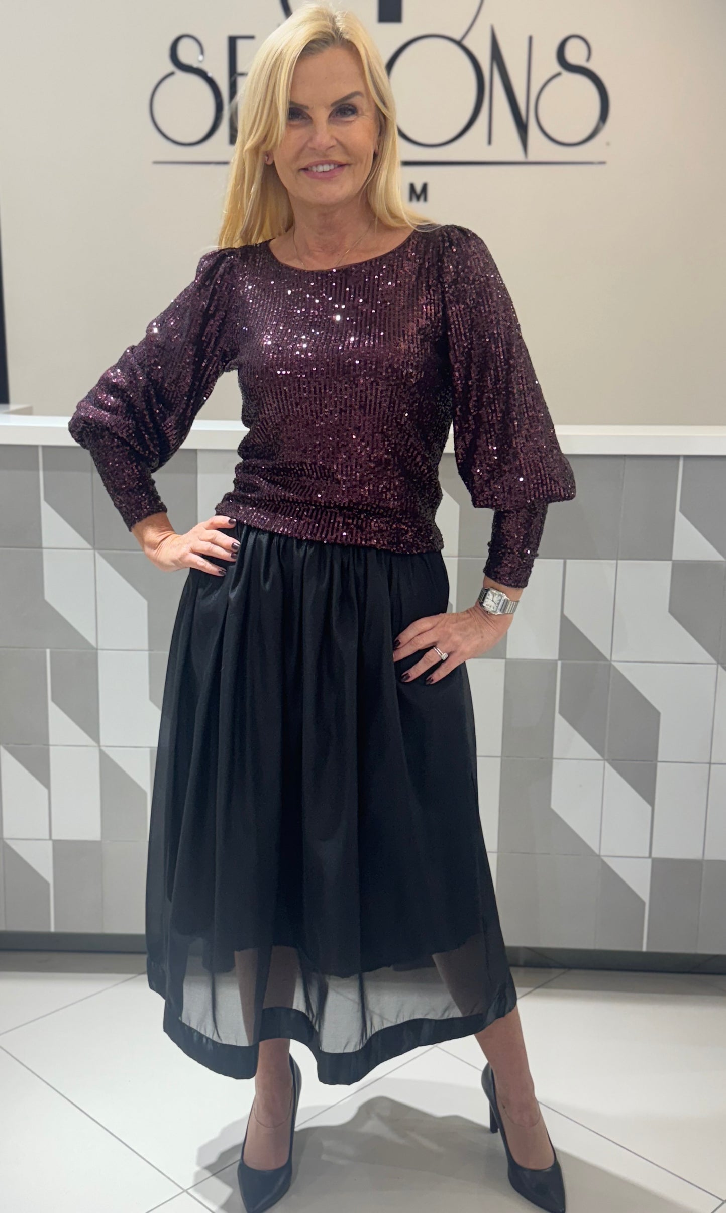 Palaidinė su žvyneliais (P867)