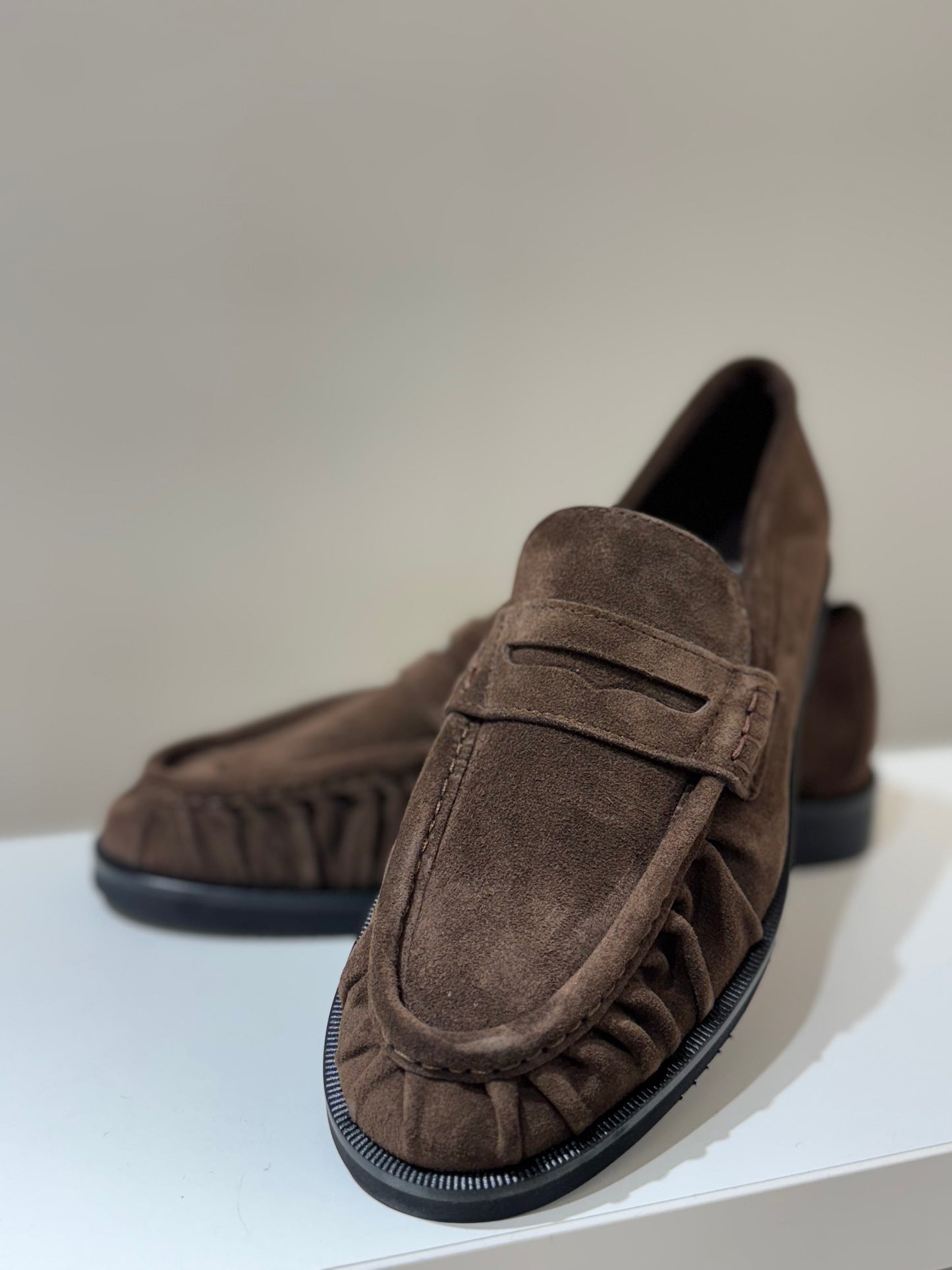 Loaferiai skeltinės odos (Z34)