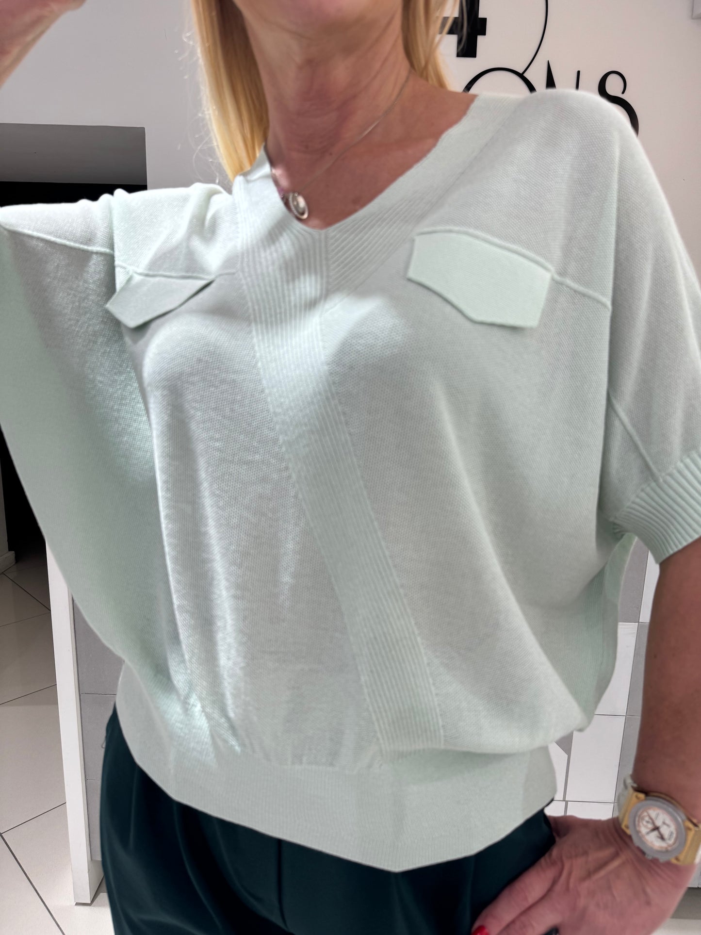 Megztukas V iškirptė (M549)