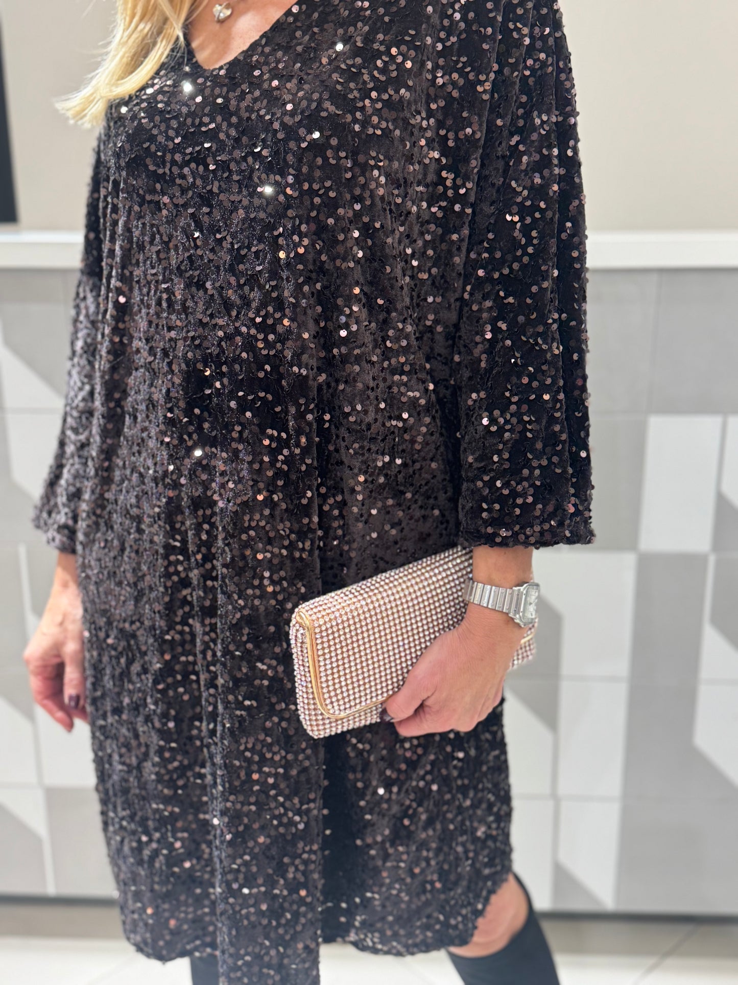 Rankinė su swarovskio akmenukais (R38)