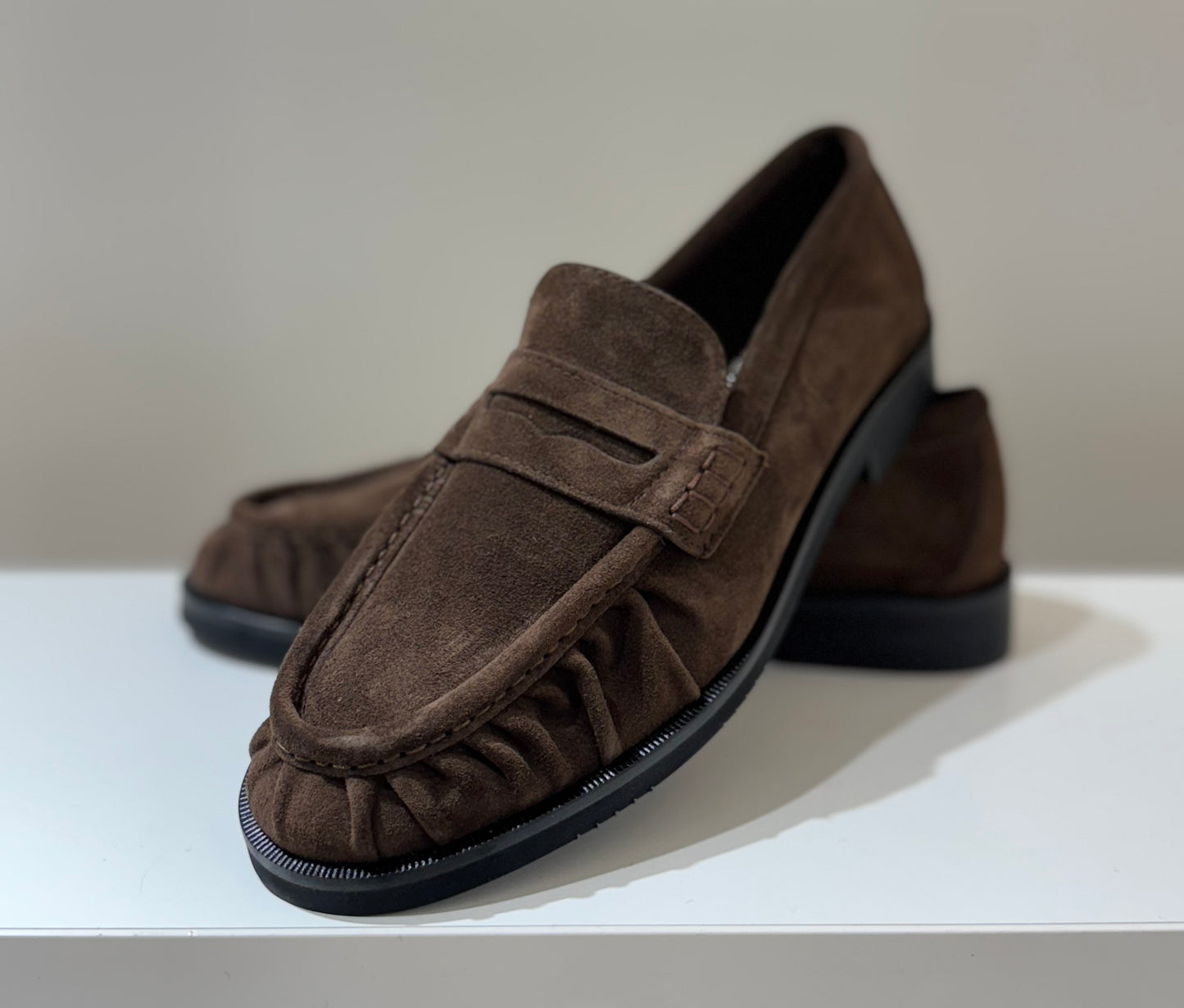 Loaferiai skeltinės odos (Z34)