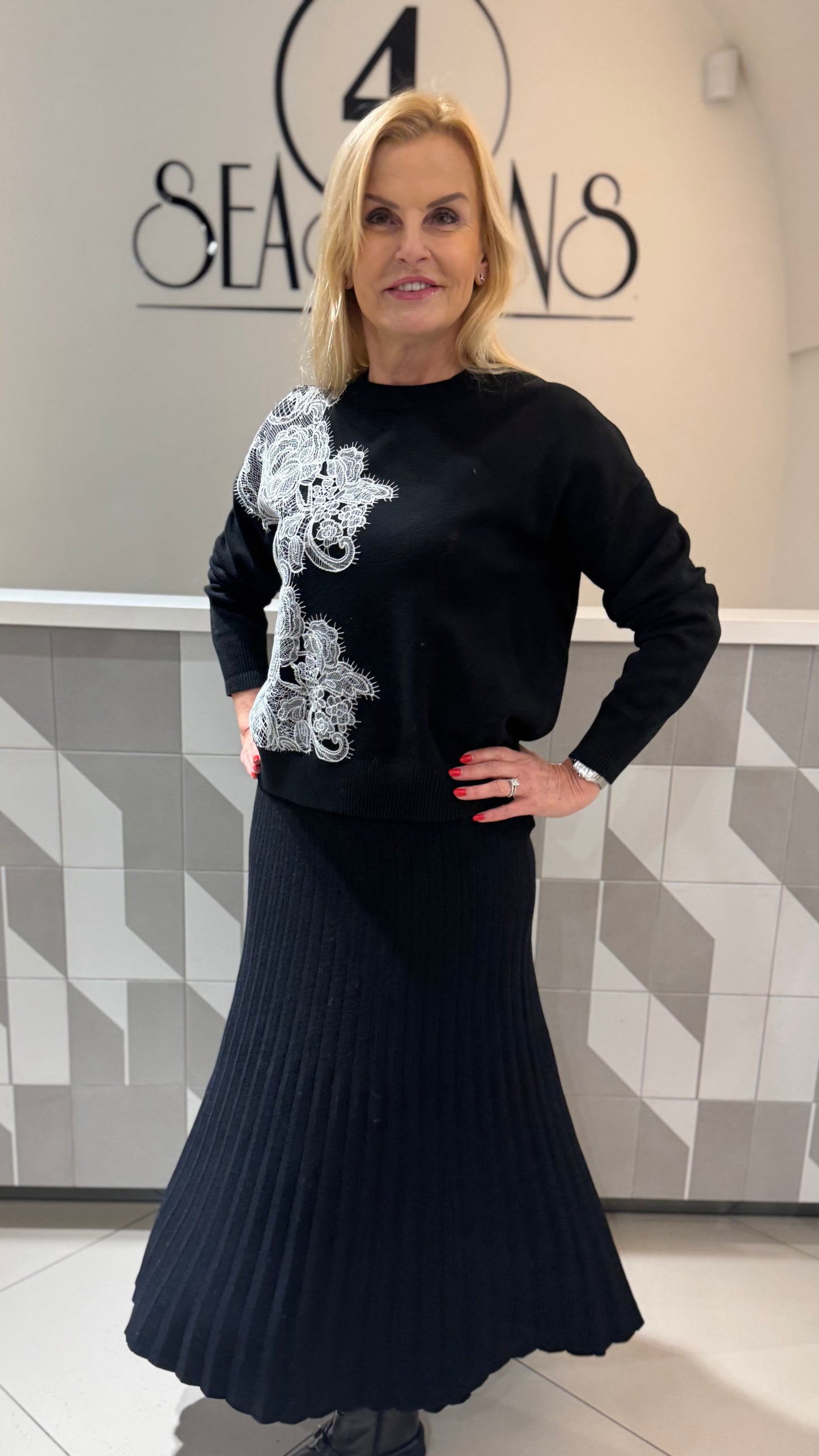 Trikotažinis sijonas (si112)