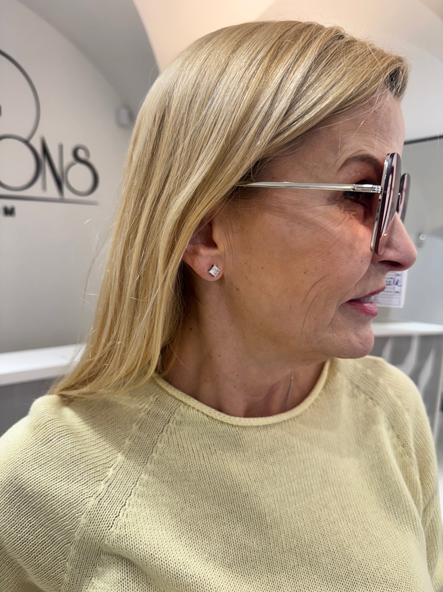 Akiniai nuo saulės (a23)