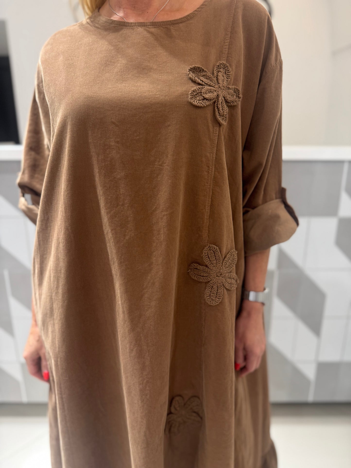 Plono velvetinio audinio suknelė (S144)