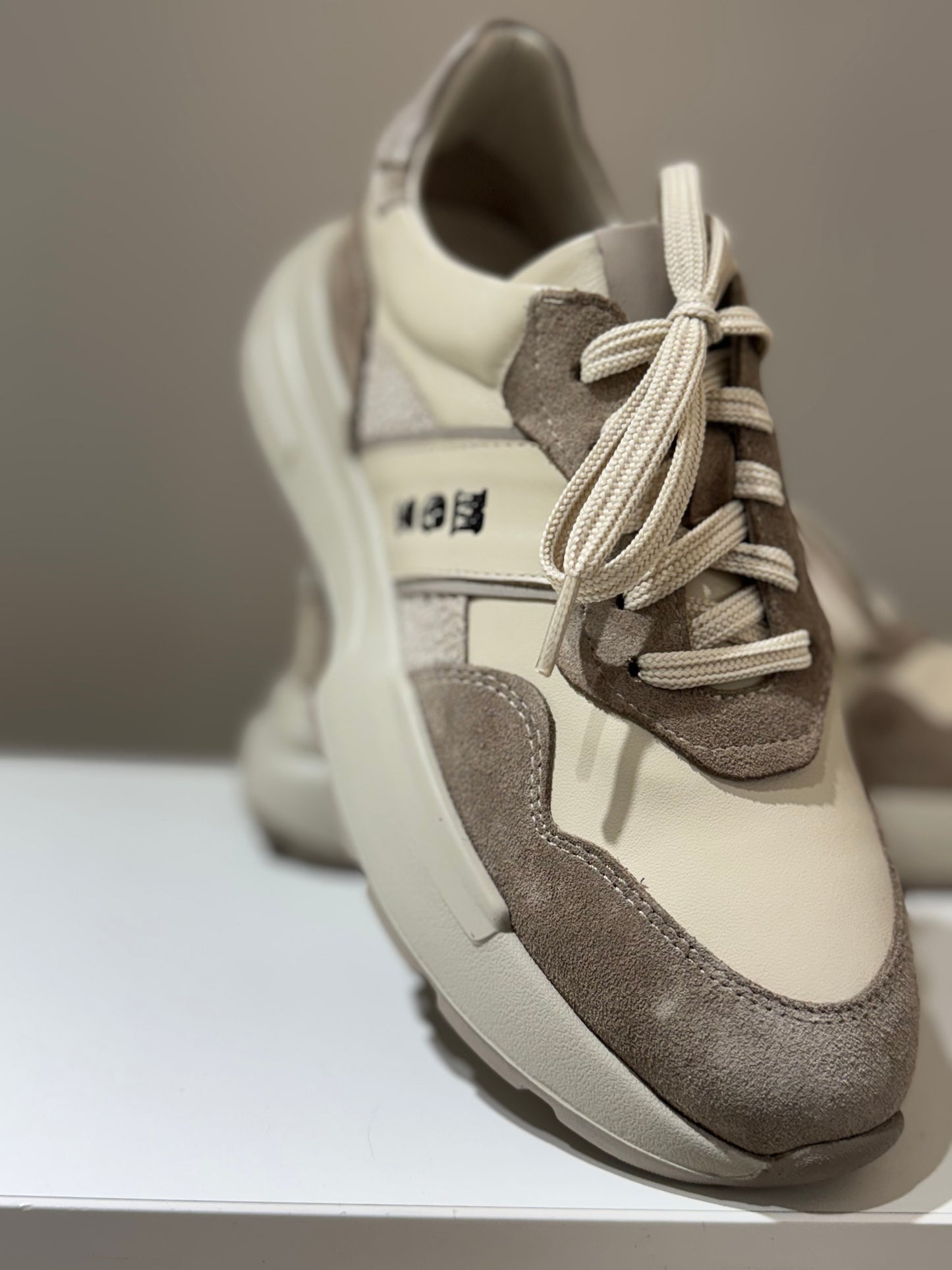 Laisvalaikio batai (Z16A)