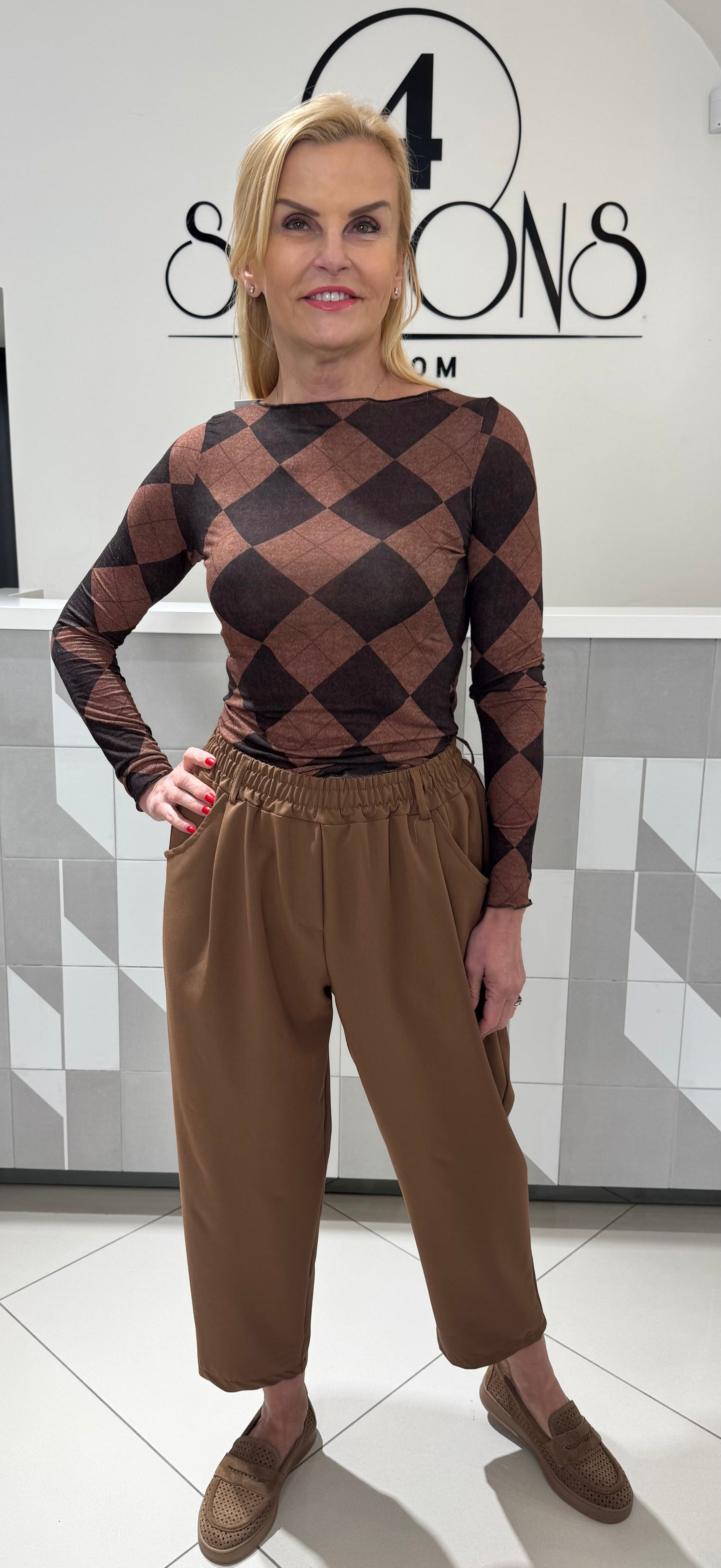 Palaidinė su kašmyru (P958)