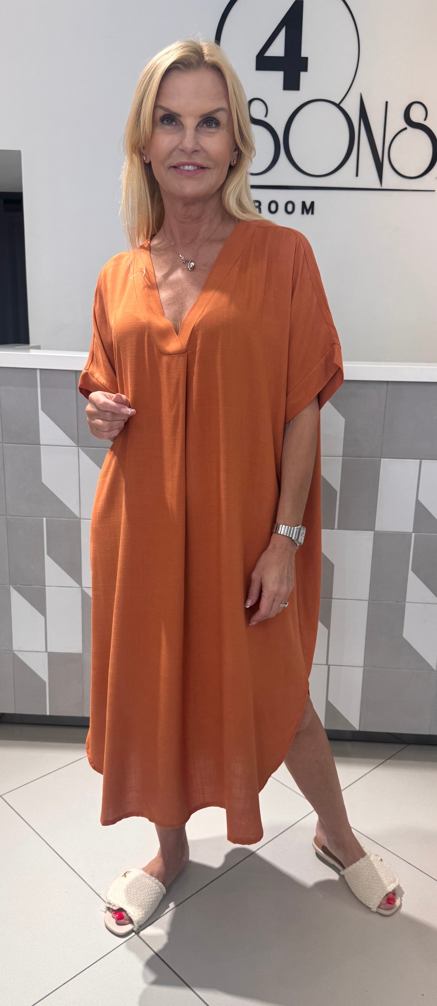 Suknelė didesniam dydžiui (s277)
