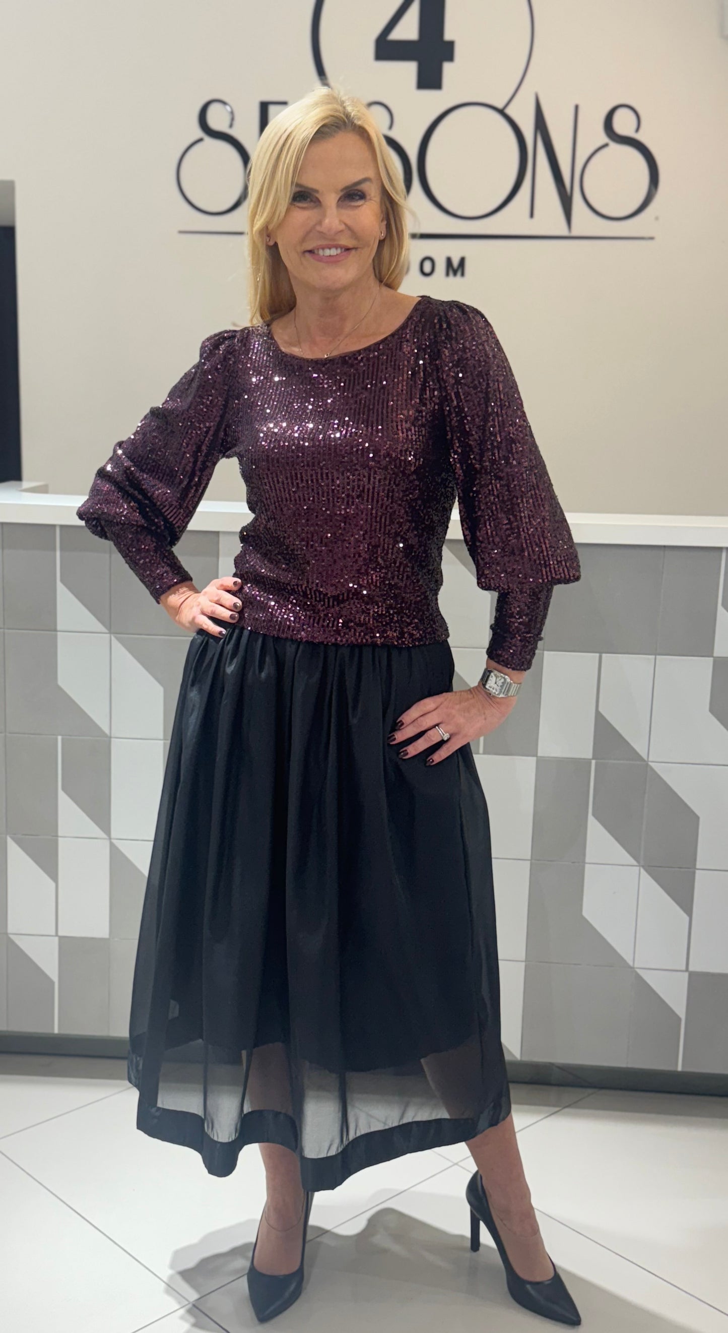 Palaidinė su žvyneliais (P867)