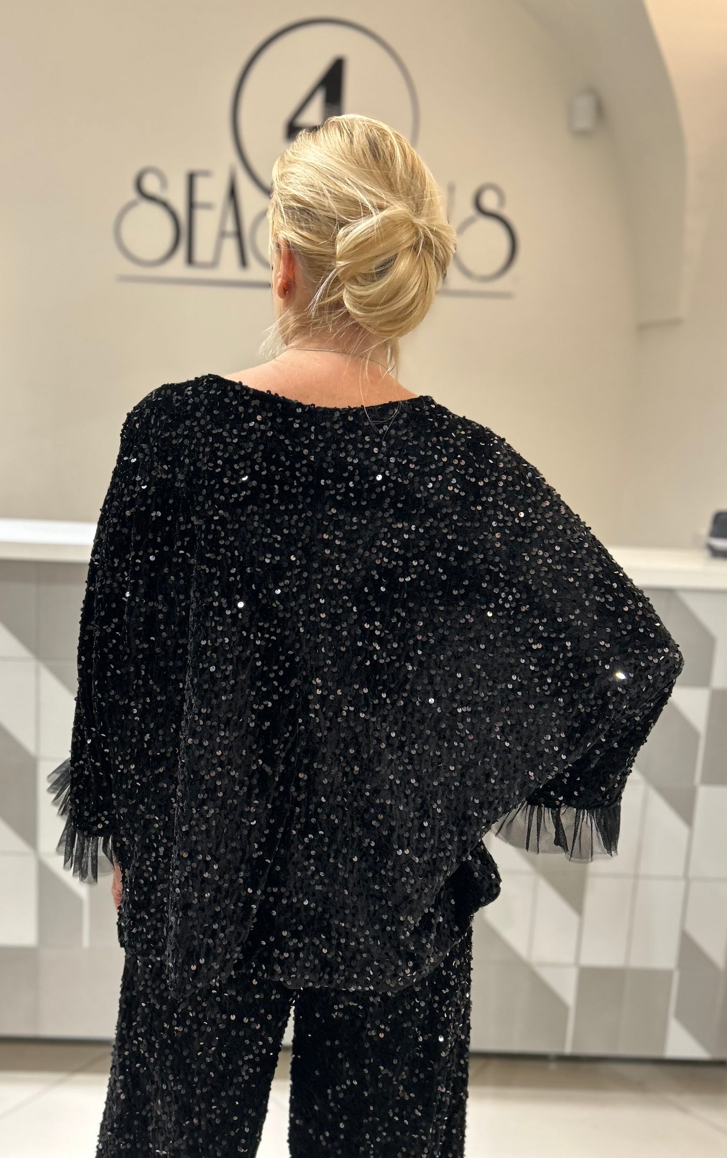 Palaidinė su žvyneliais (P862)