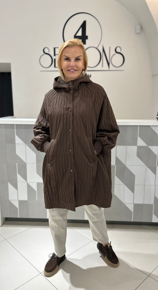 Pusilgė striukė (b228)