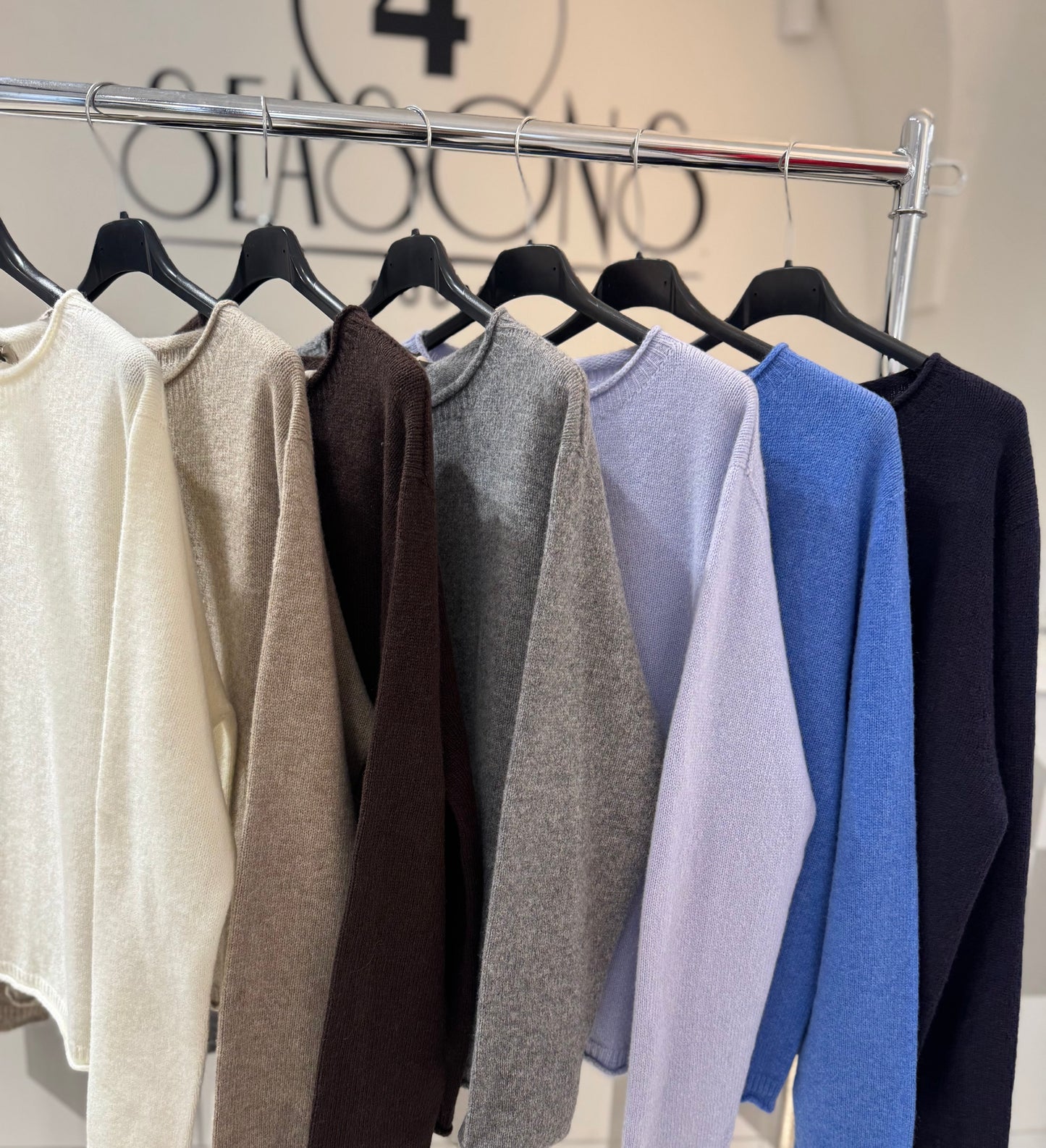 Lanos vilnos megztinis (M450)