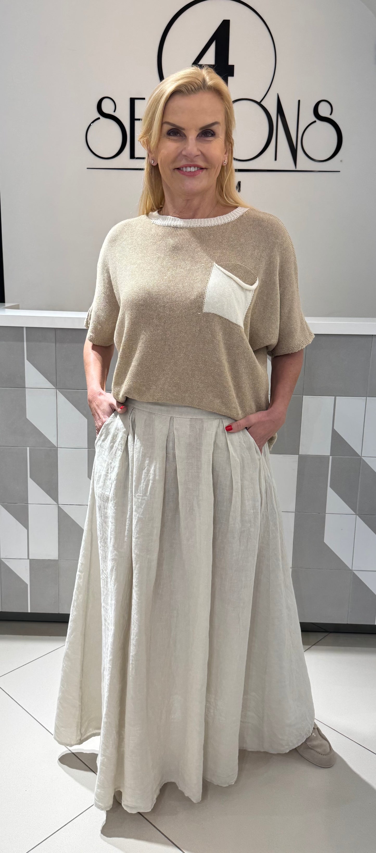 Lininis sijonas (Si132)