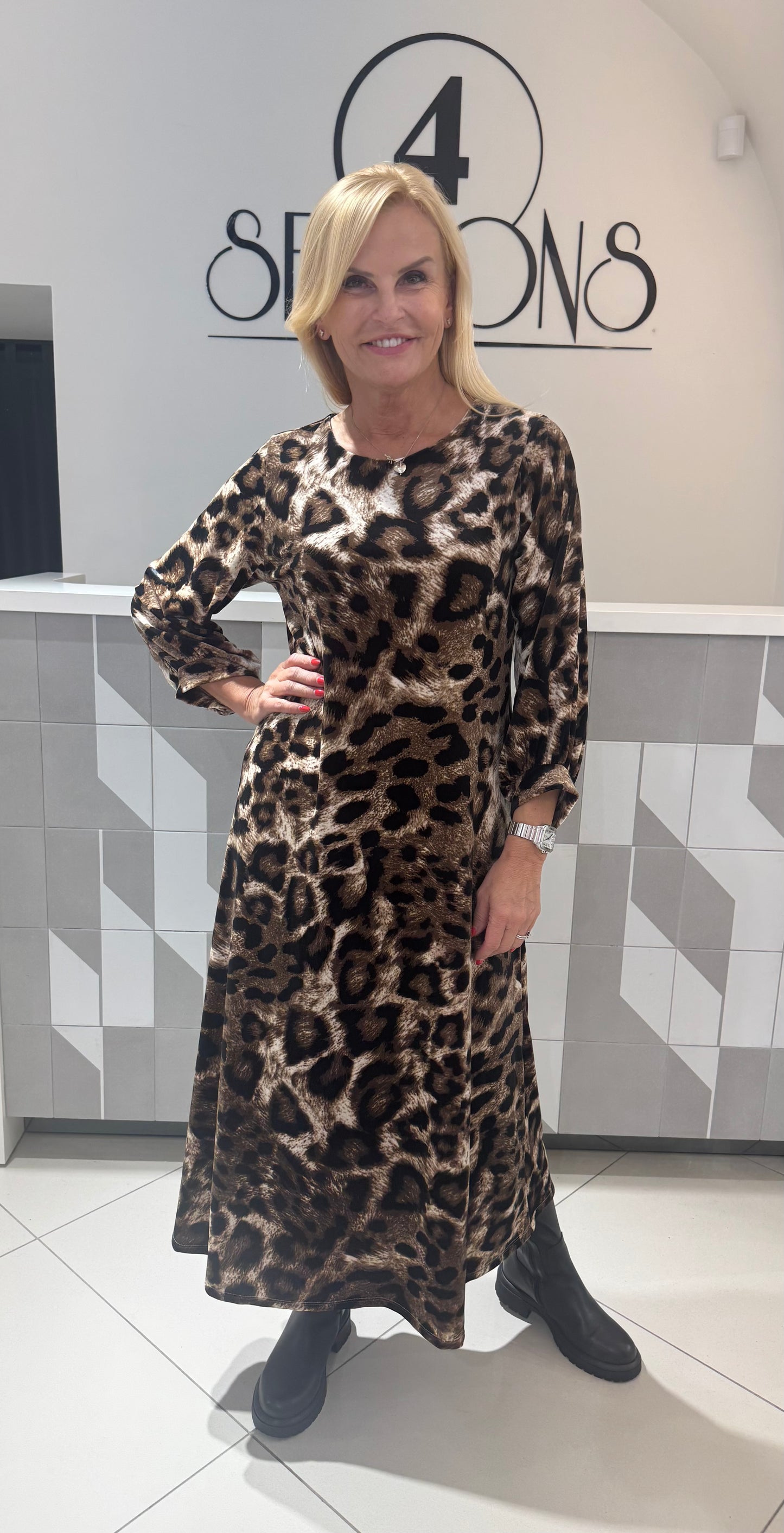 Gyvūnų rašto suknelė (s127)