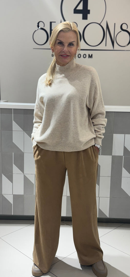 Kelnės didesniam dydžiui (zomšos imitacija )K516)