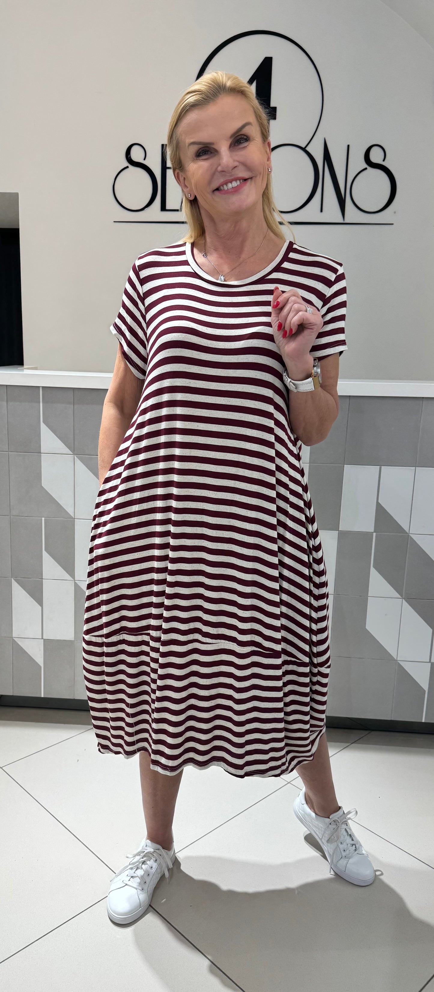 Dryžuota suknelė(S229)