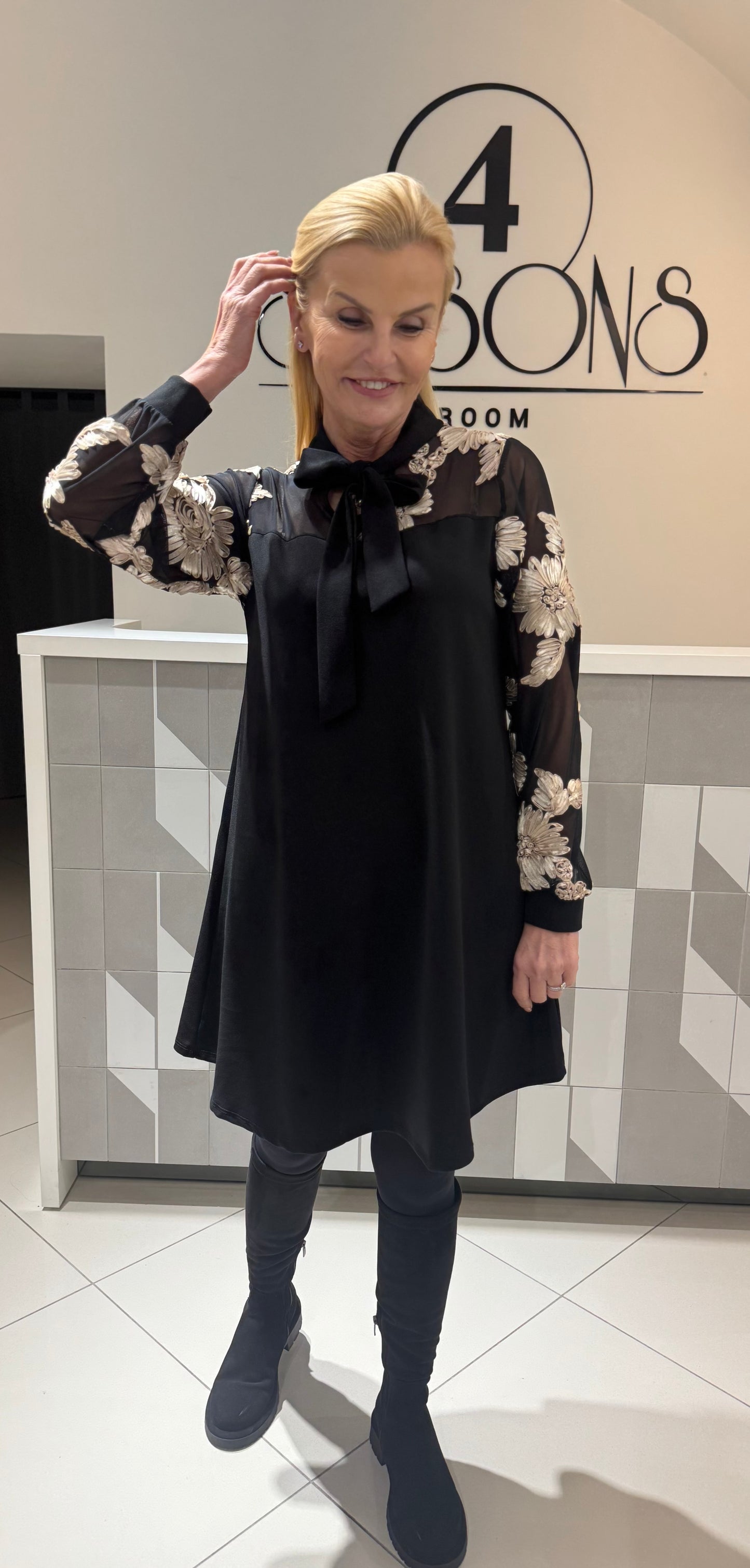 Trumpa suknelė (S177)