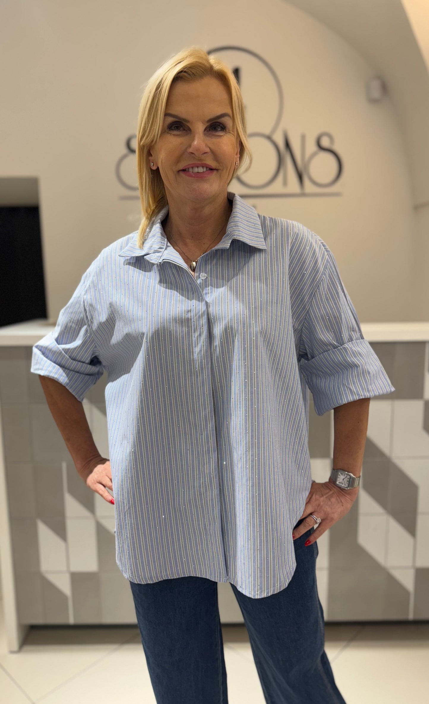 Dryžuoti marškiniai su žėručiais (p879)