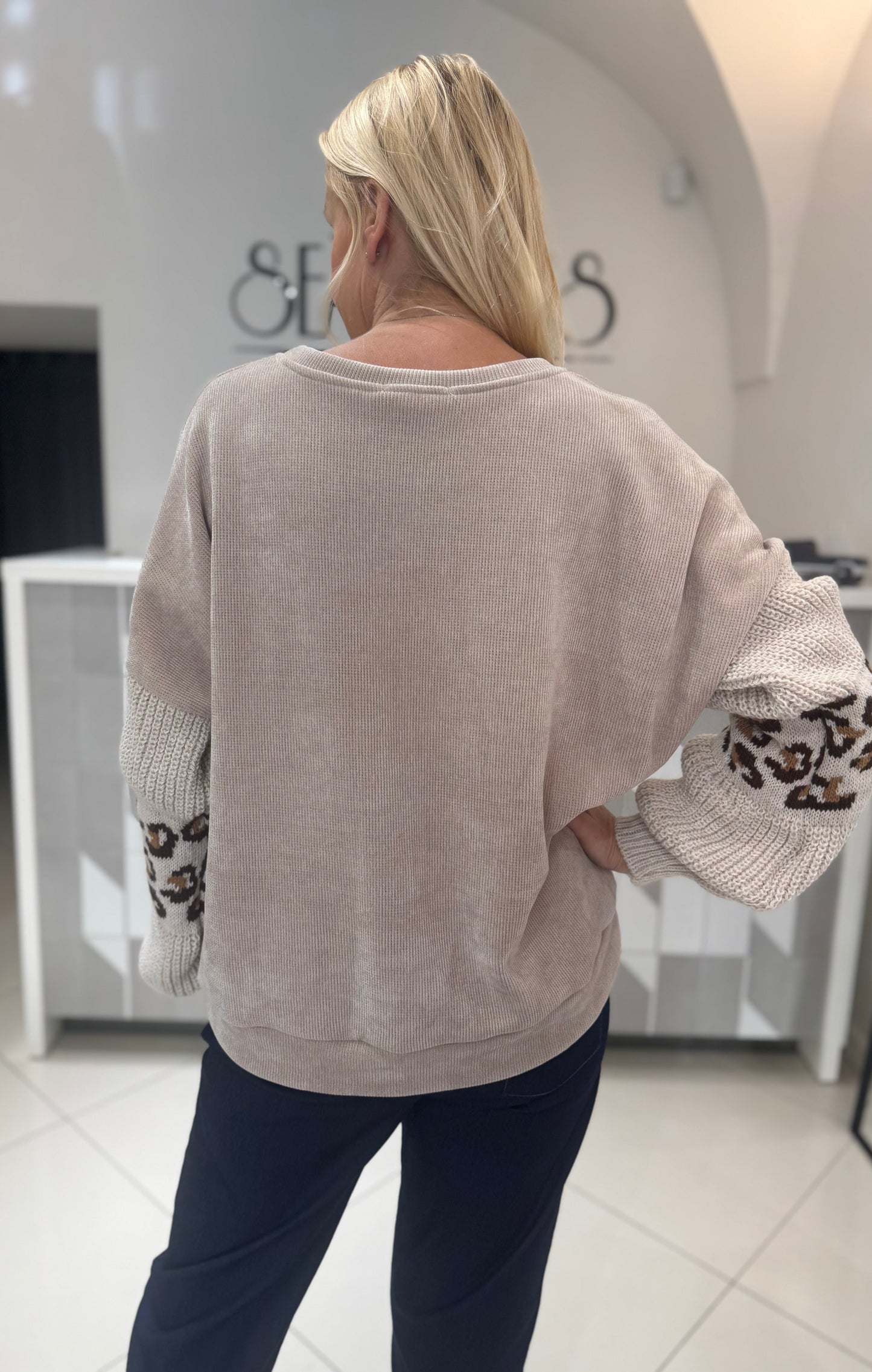 Megztukas- džemperis (m428)